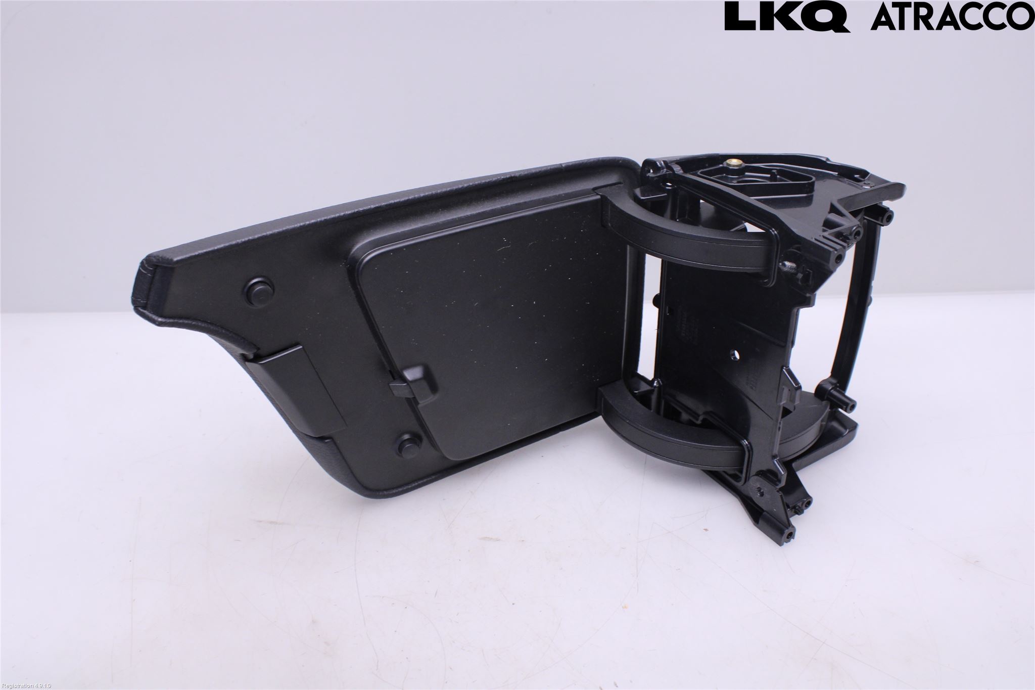 Volvo V90 17->> Inredning Armstöd