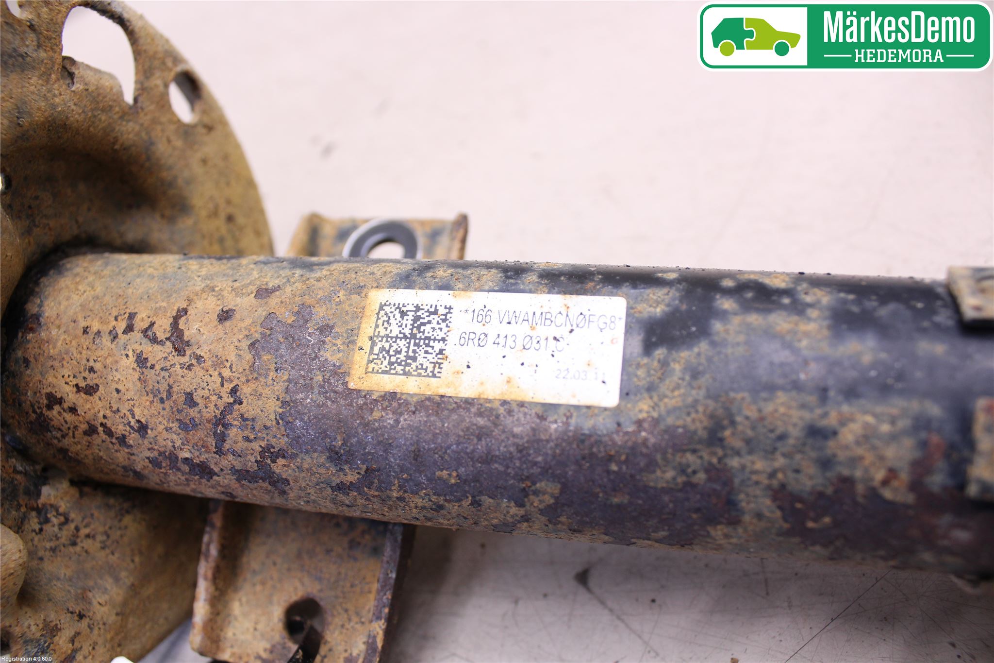 Volkswagen VW POLO 10-17 Fjäderben Fram Höger