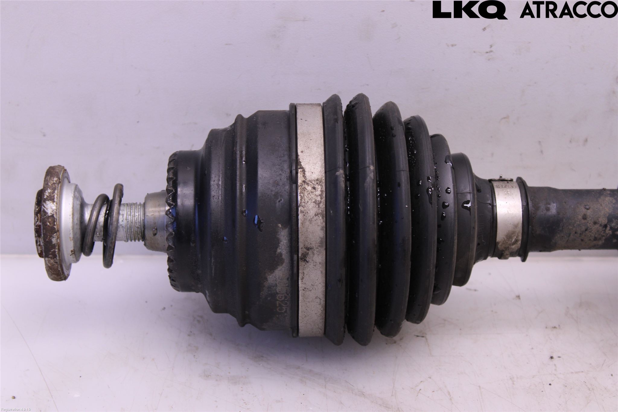 BMW 2 F45 Active Tourer 14-21 Drivaxel Fram Vänster