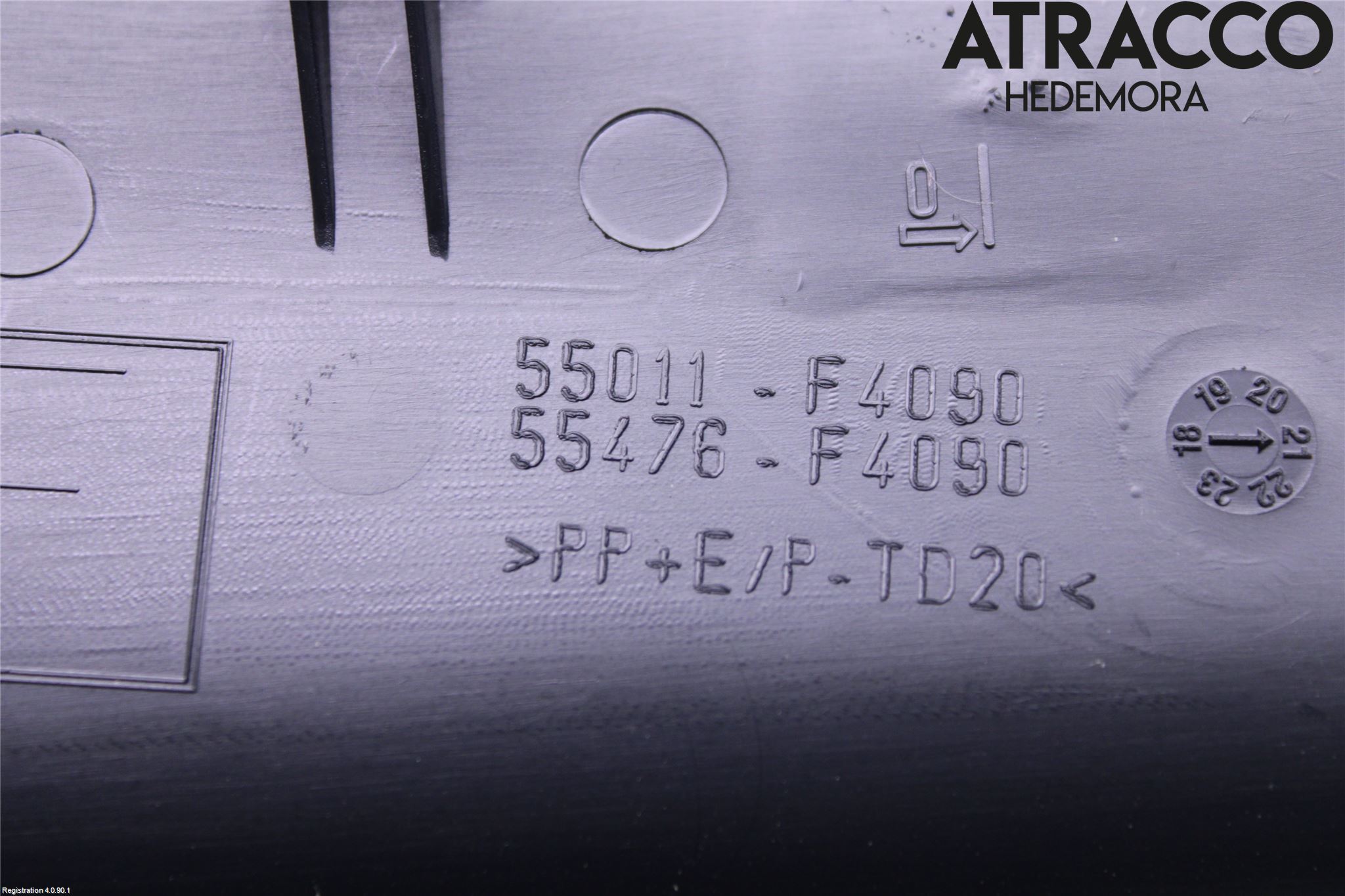 Toyota C-HR 16-23 Instrument-Radio Sarg