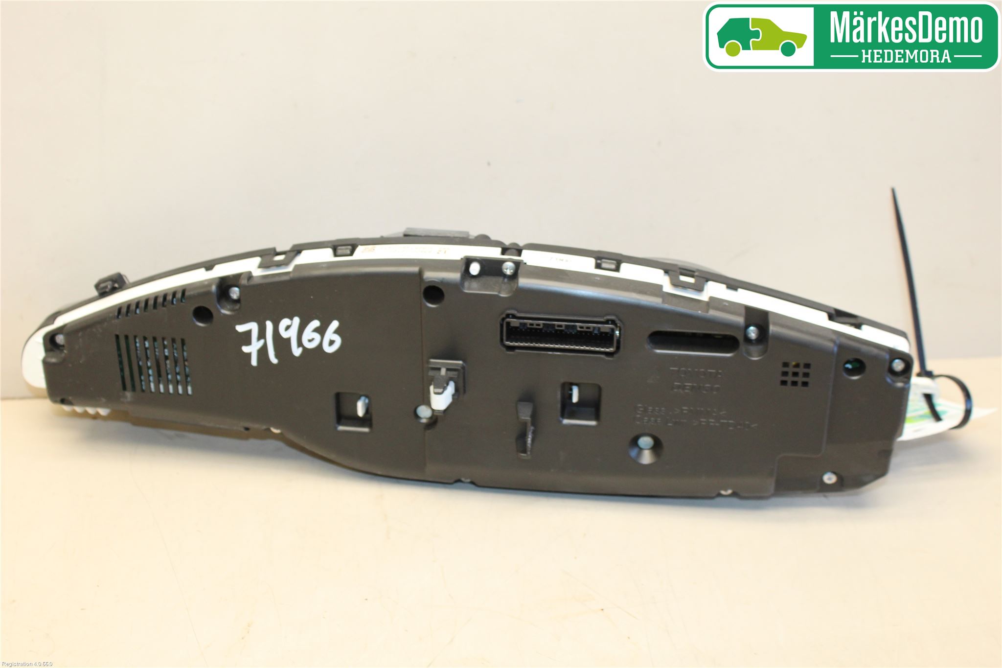 Toyota VERSO 09-18 Instrument Komb
