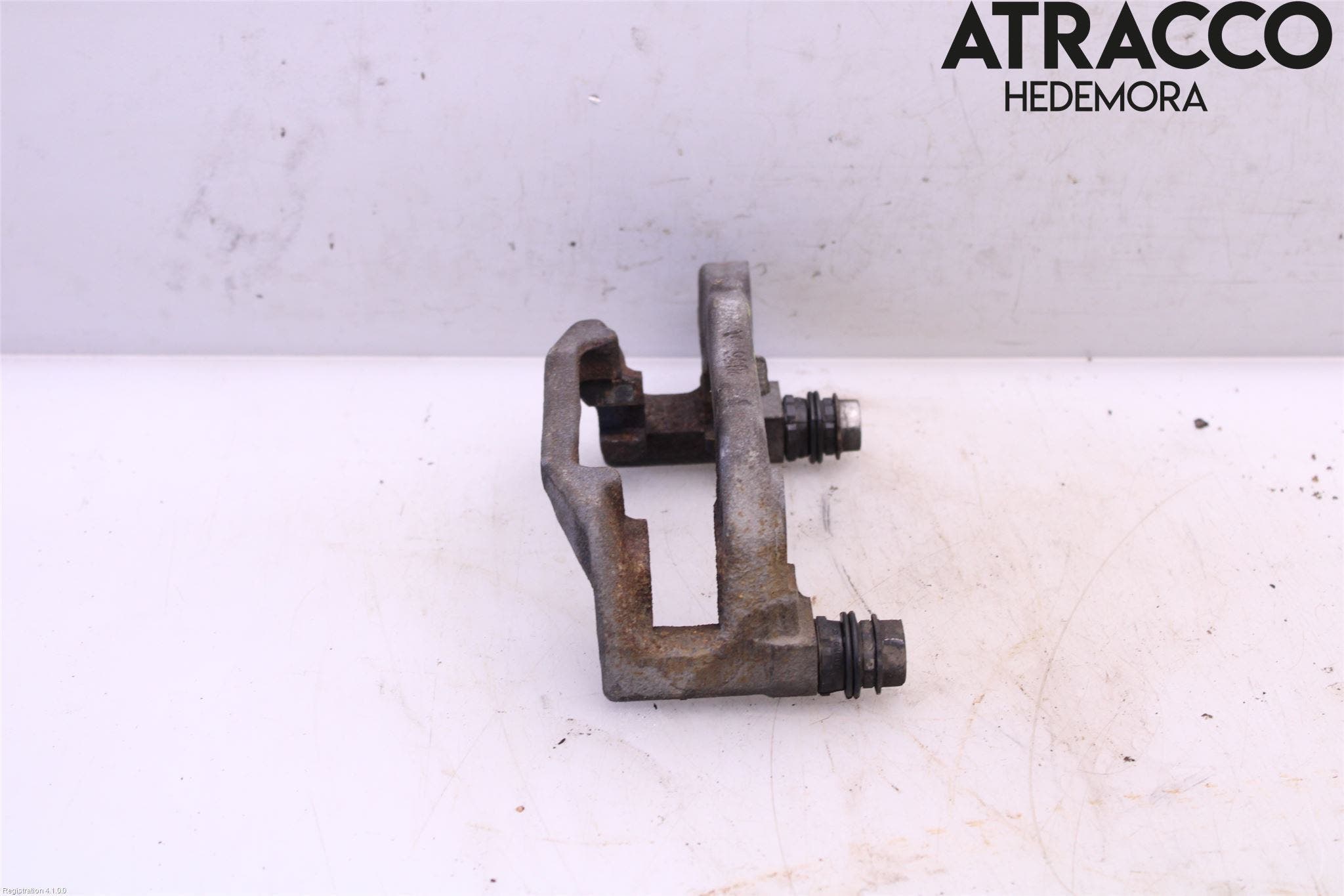 Nissan X-TRAIL 14-21 Bromsokshållare