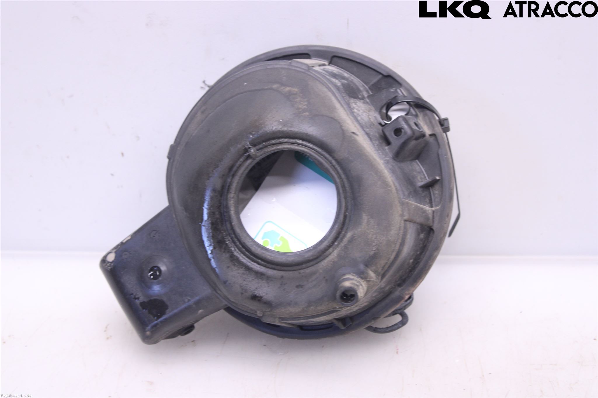 Volkswagen VW PASSAT 11-14 Tanklucka
