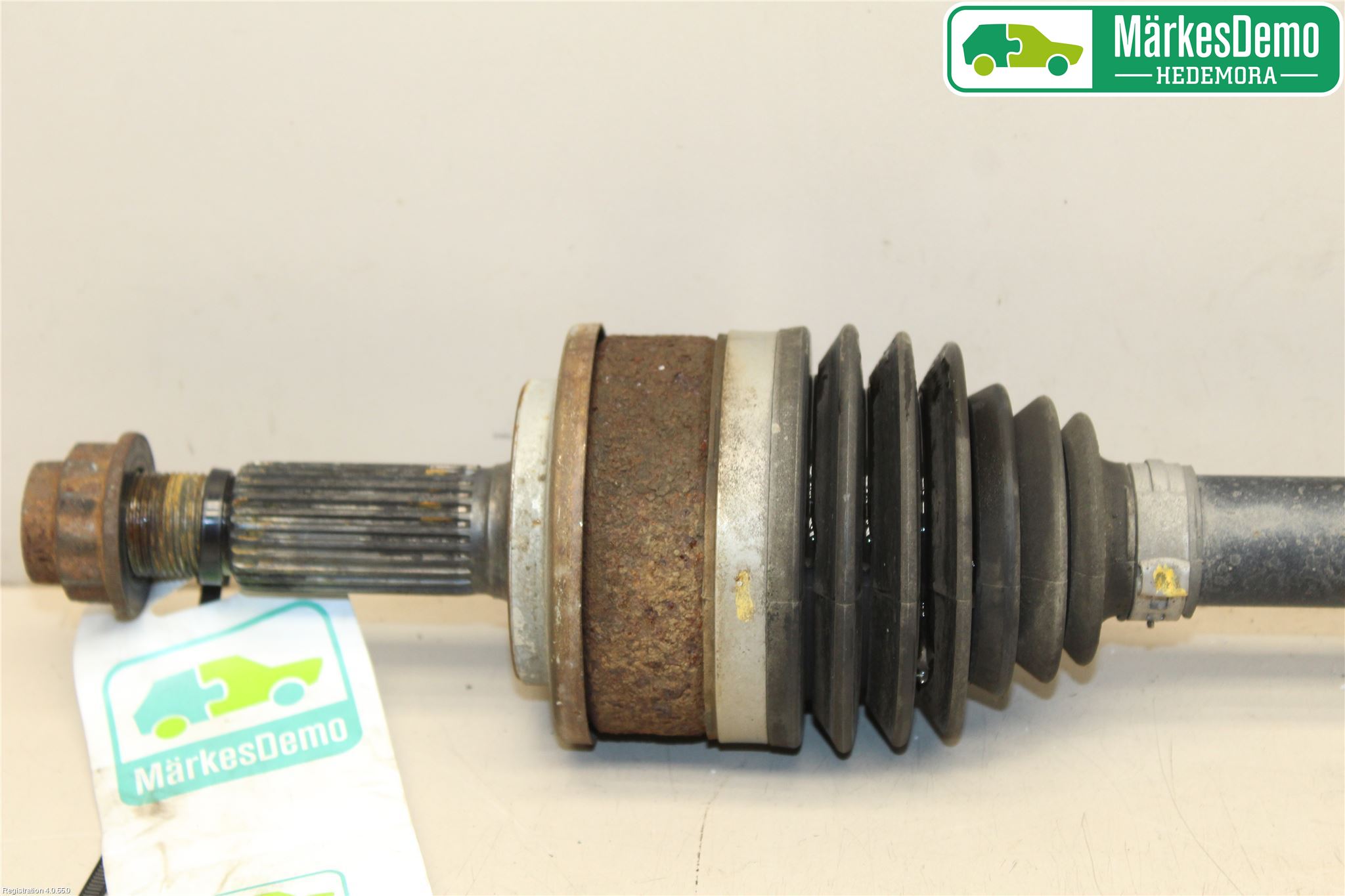 Toyota AURIS 13-19 Drivaxel Fram Höger