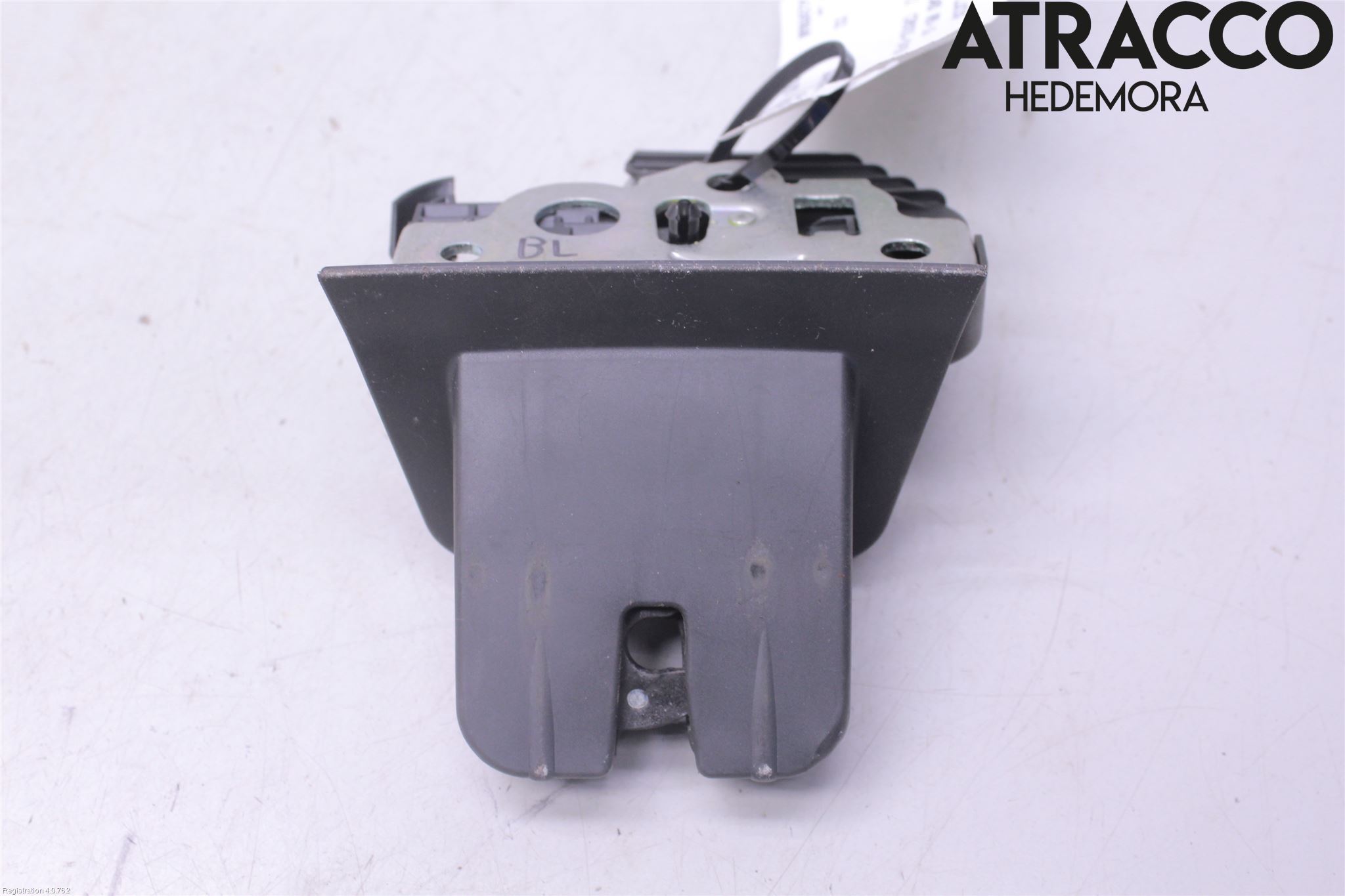 Audi A4 ALLROAD 09-16 Låskista Baklucka