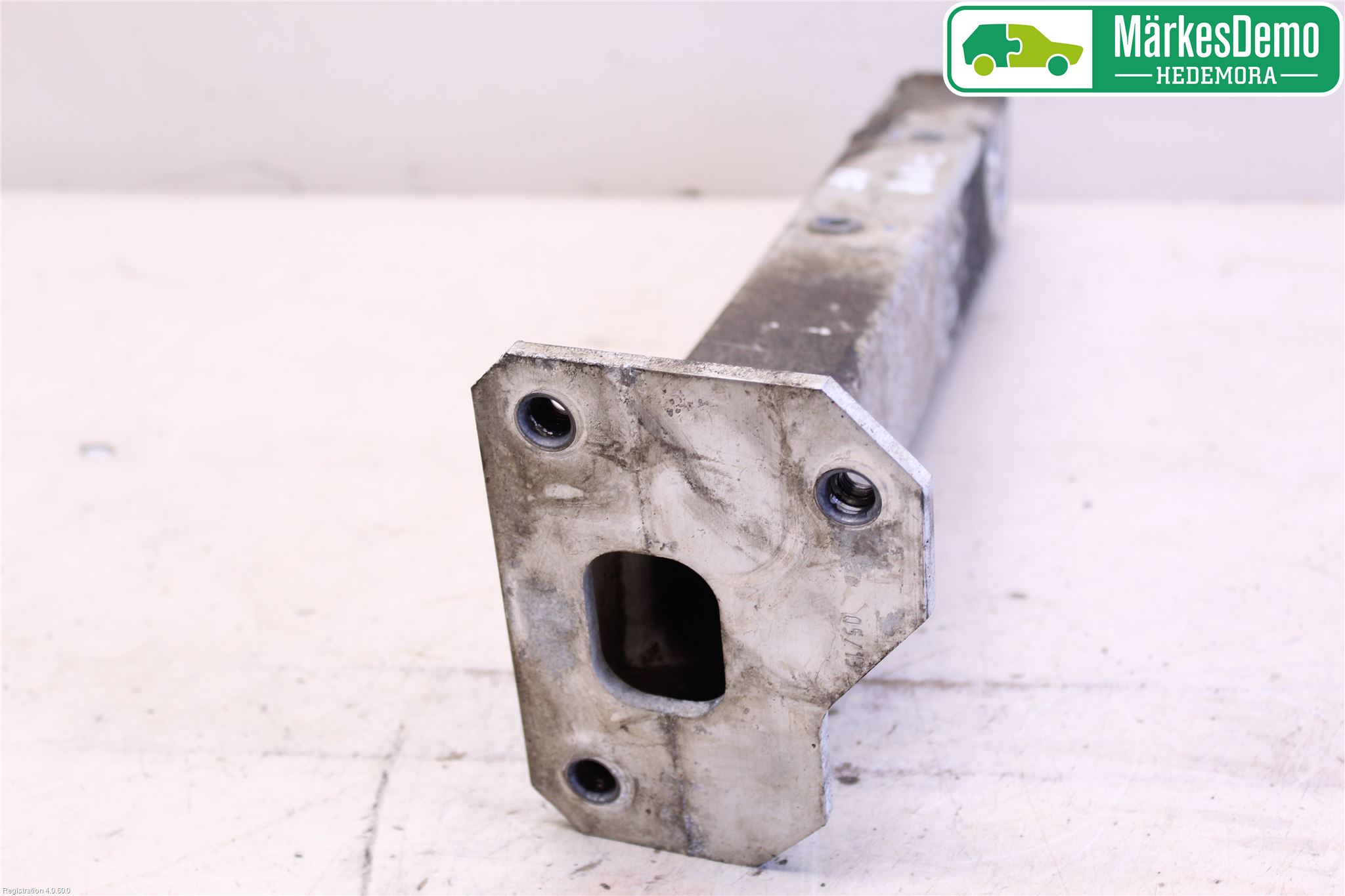 Fiat 500L 13-19 Stötfångarbärjärn Fram