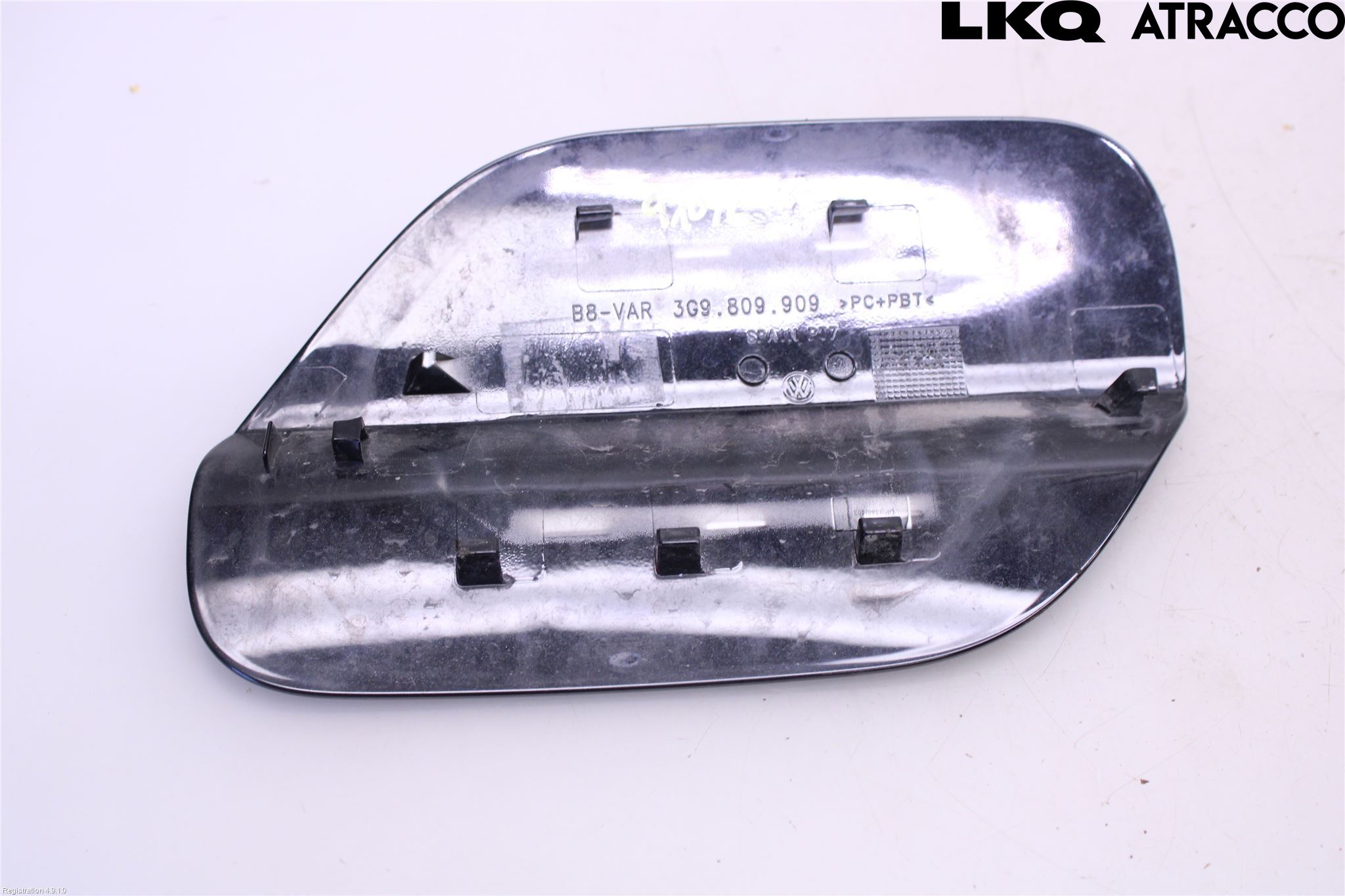 Volkswagen VW PASSAT 15-19 Tanklucka