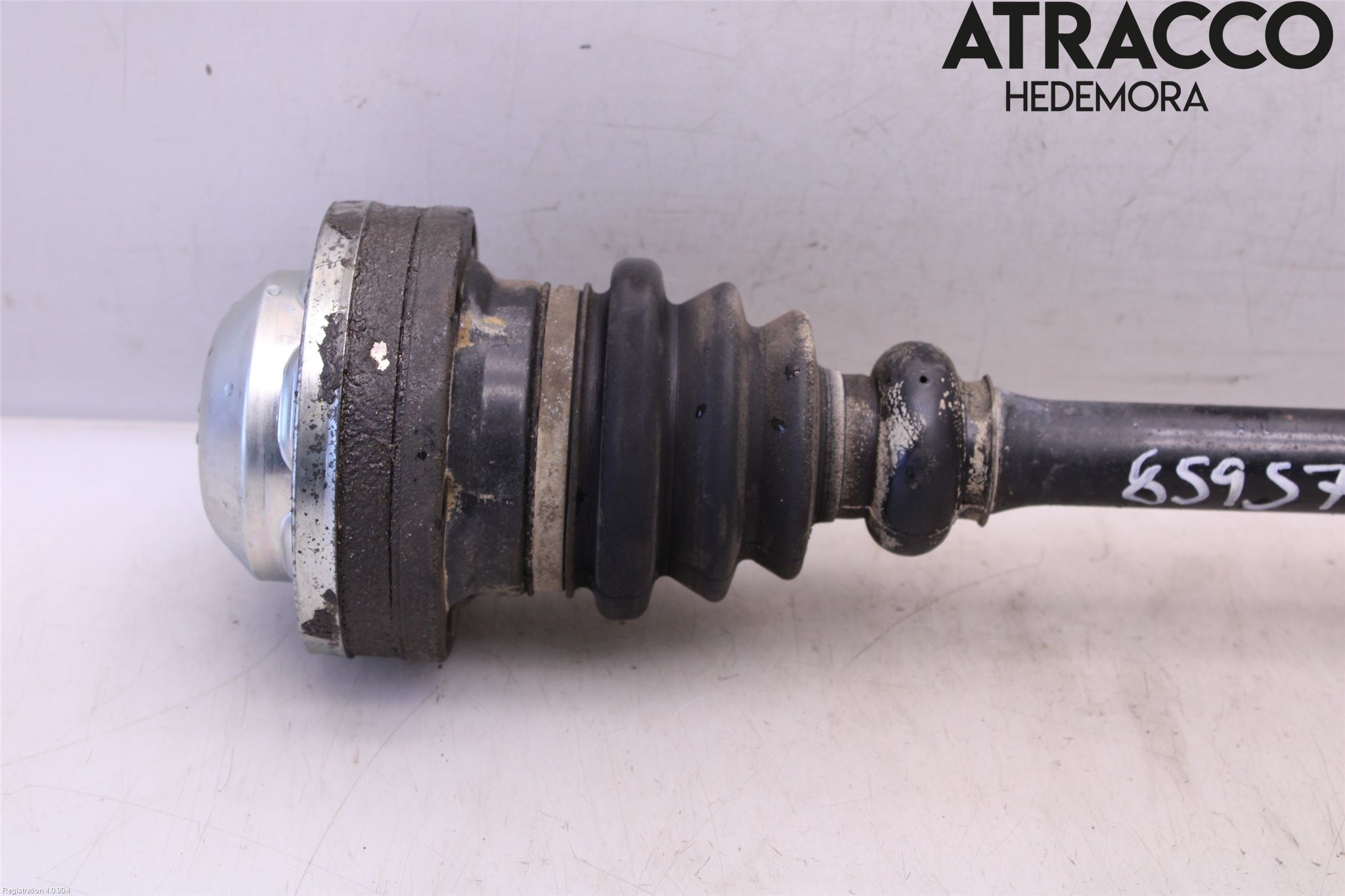 Volkswagen VW TRANSP/CARAVELLE (T5) 04-15 Drivaxel Fram Vänster