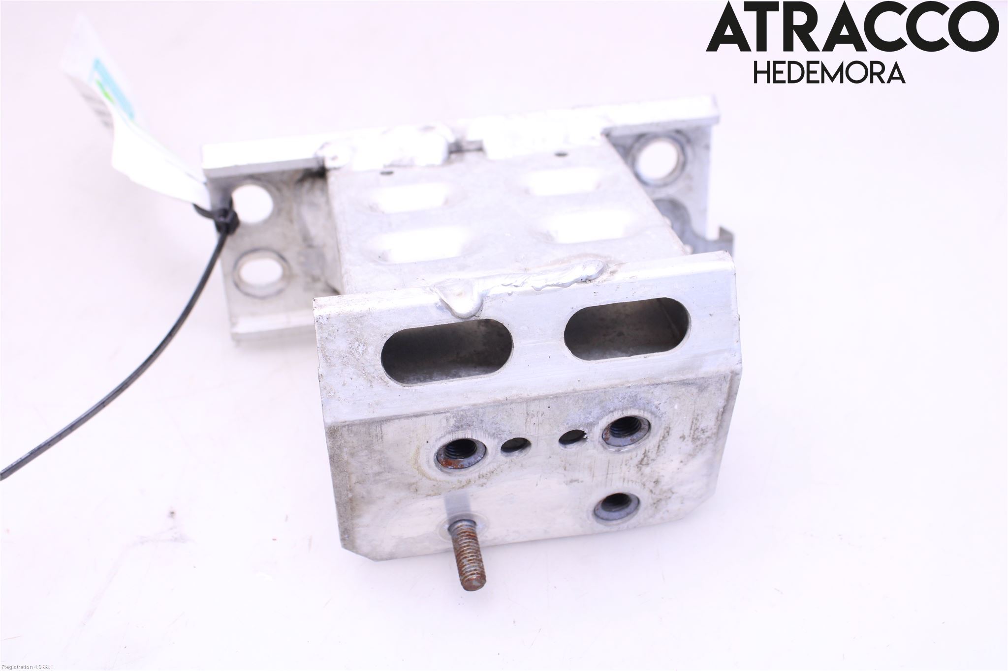 Lexus CT 200h Stötfångarbärjärn Fram