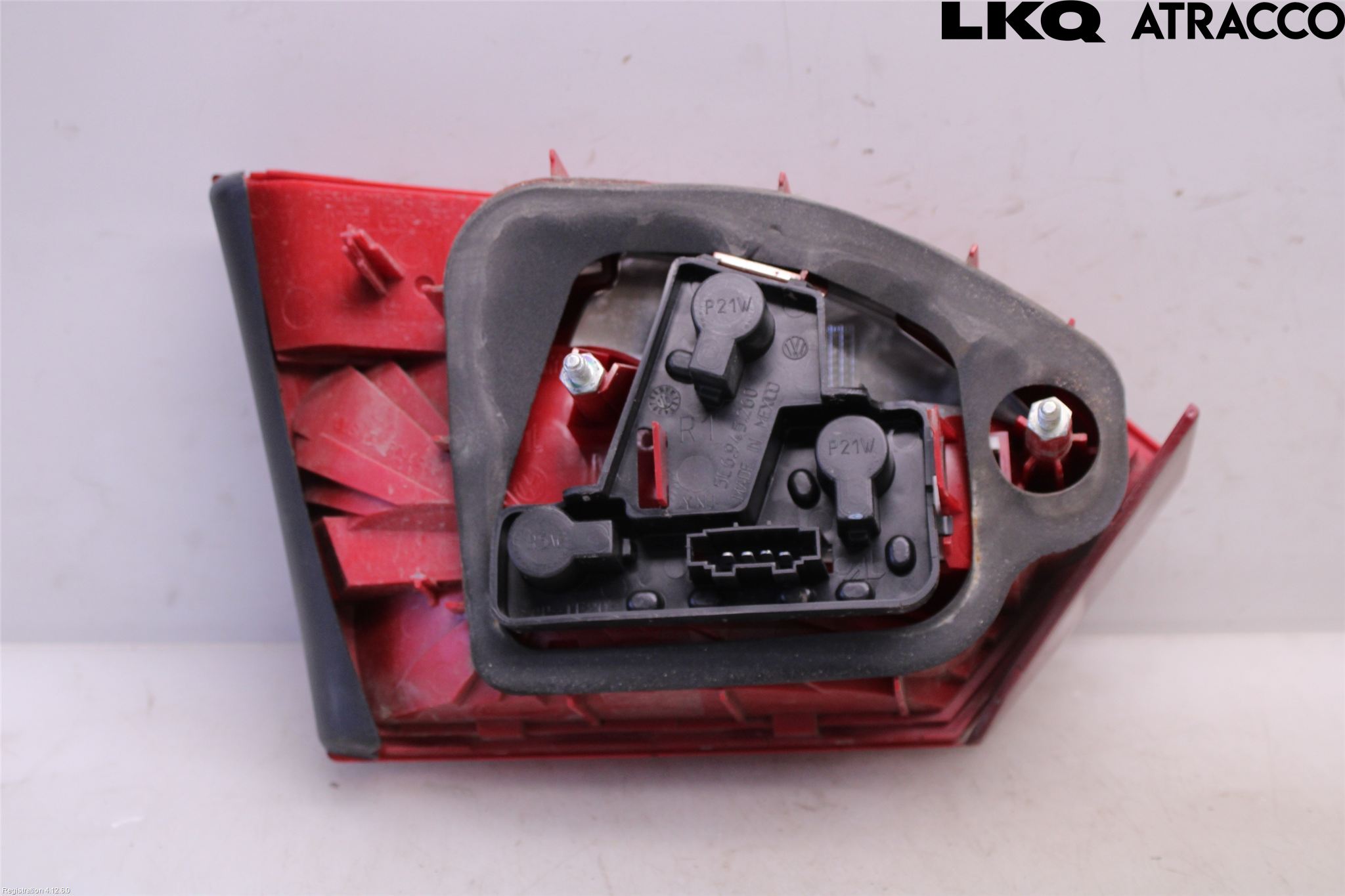Volkswagen VW JETTA VI 11- Bakljus Lucka Hö