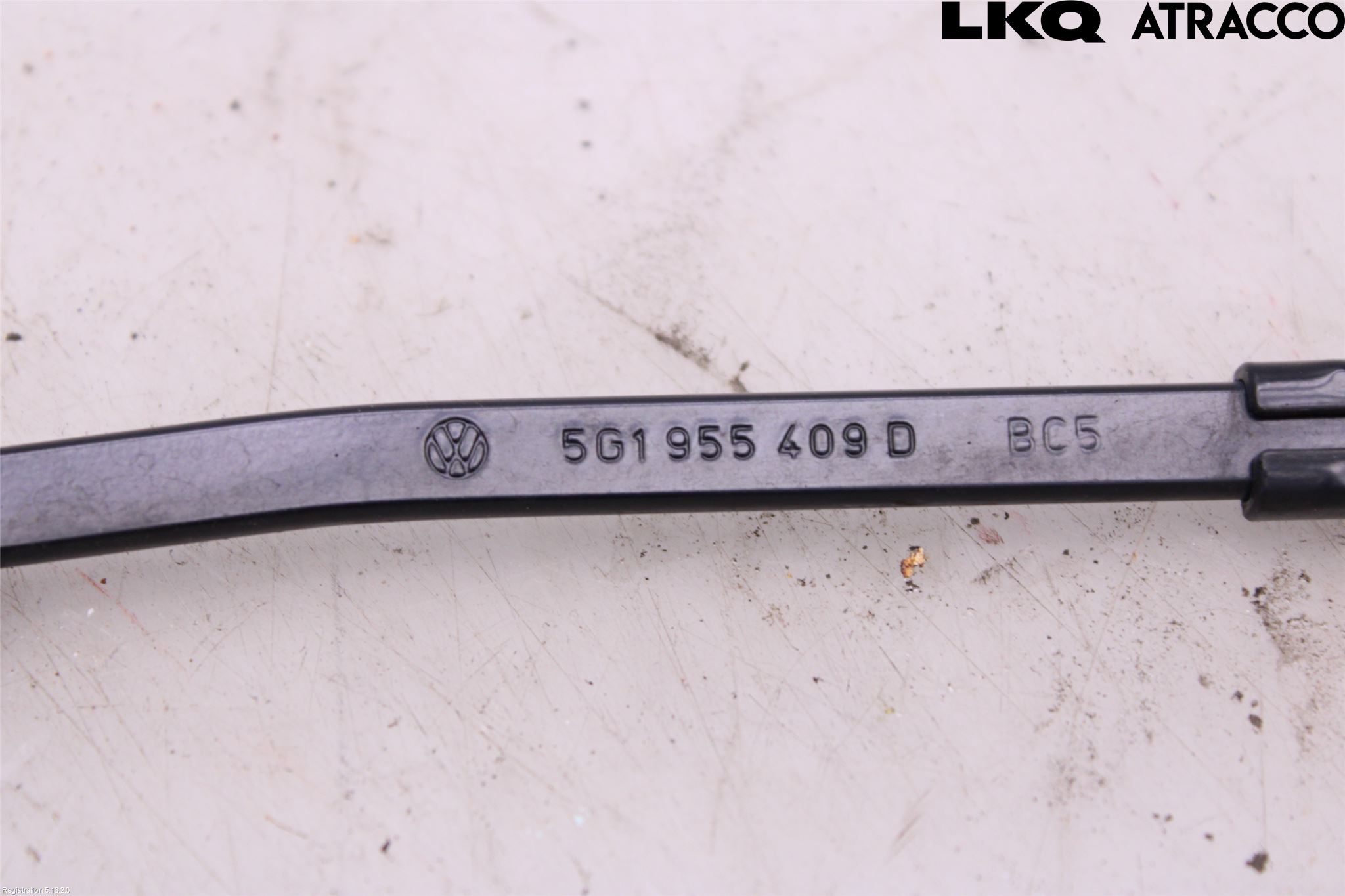 Volkswagen VW GOLF / E-GOLF VII 13-20 Torkararm Armar Vindruta