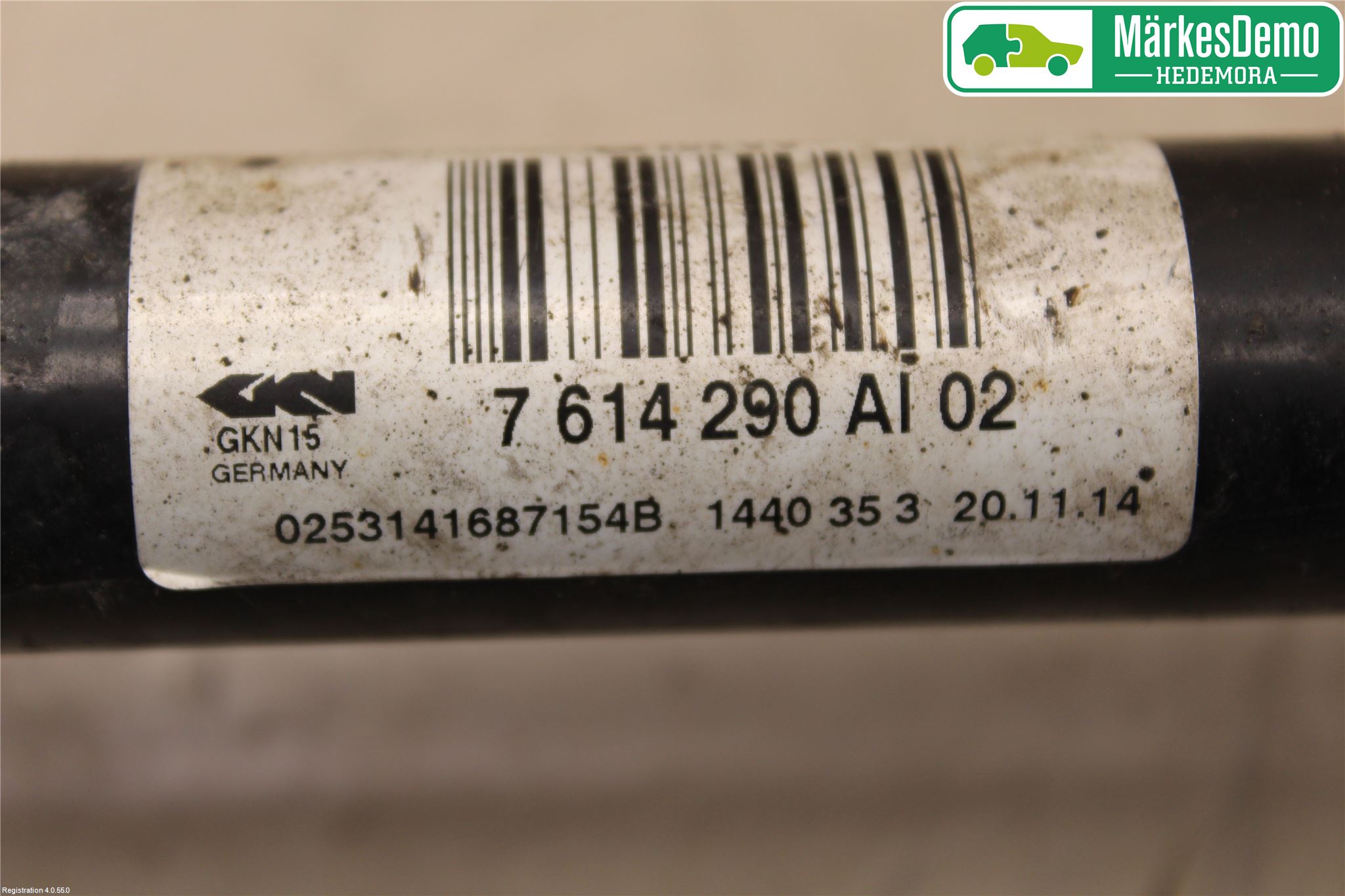 BMW 5 F10/F11/F18 09-17 Drivaxel Bak Höger