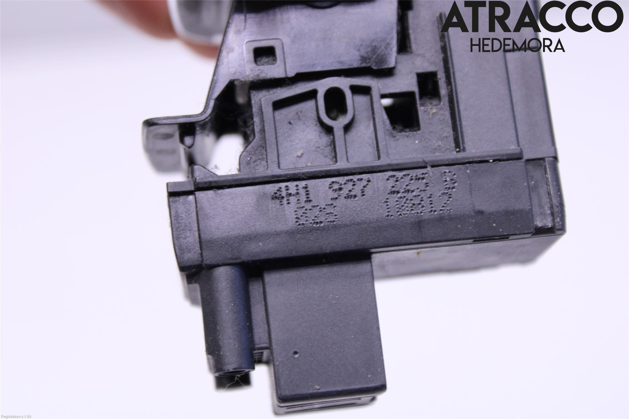 Audi A8/S8 4H 10-17 Strömställare Parkeringsbroms