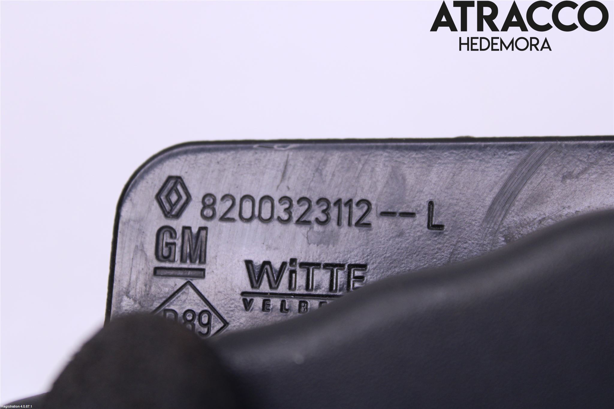 Renault TRAFIC/E-TECH 15- Bakluckehandtag Inre