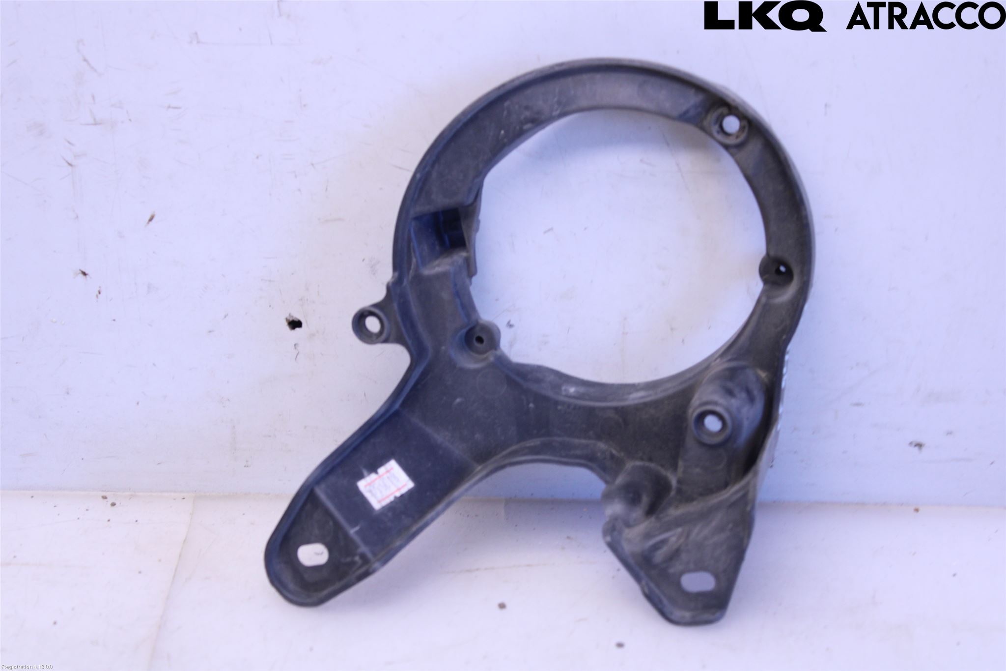 Toyota C-HR 16-23 Dimljussarg Fram