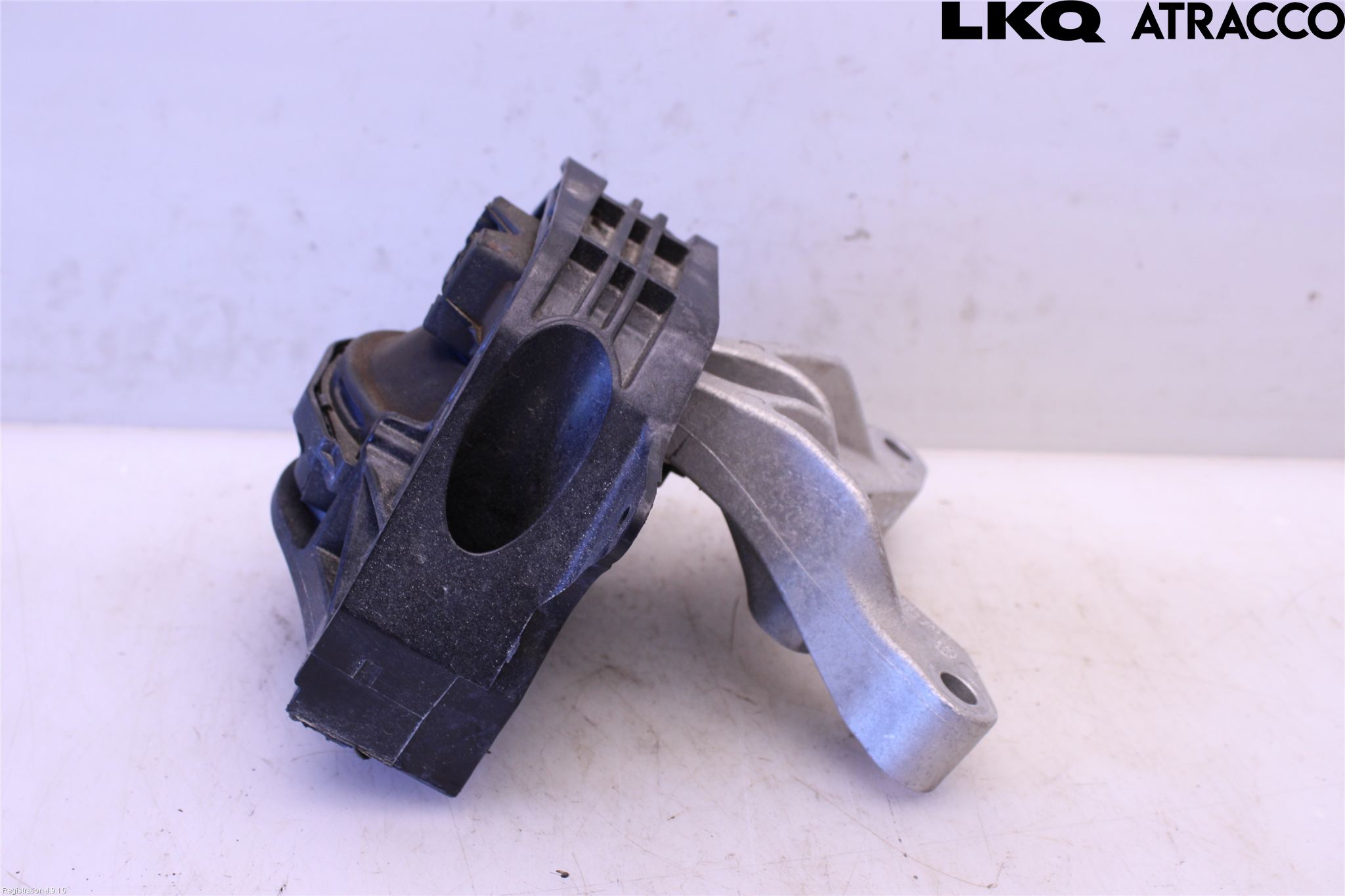 Peugeot 2008/E-2008 20- Motorfäste