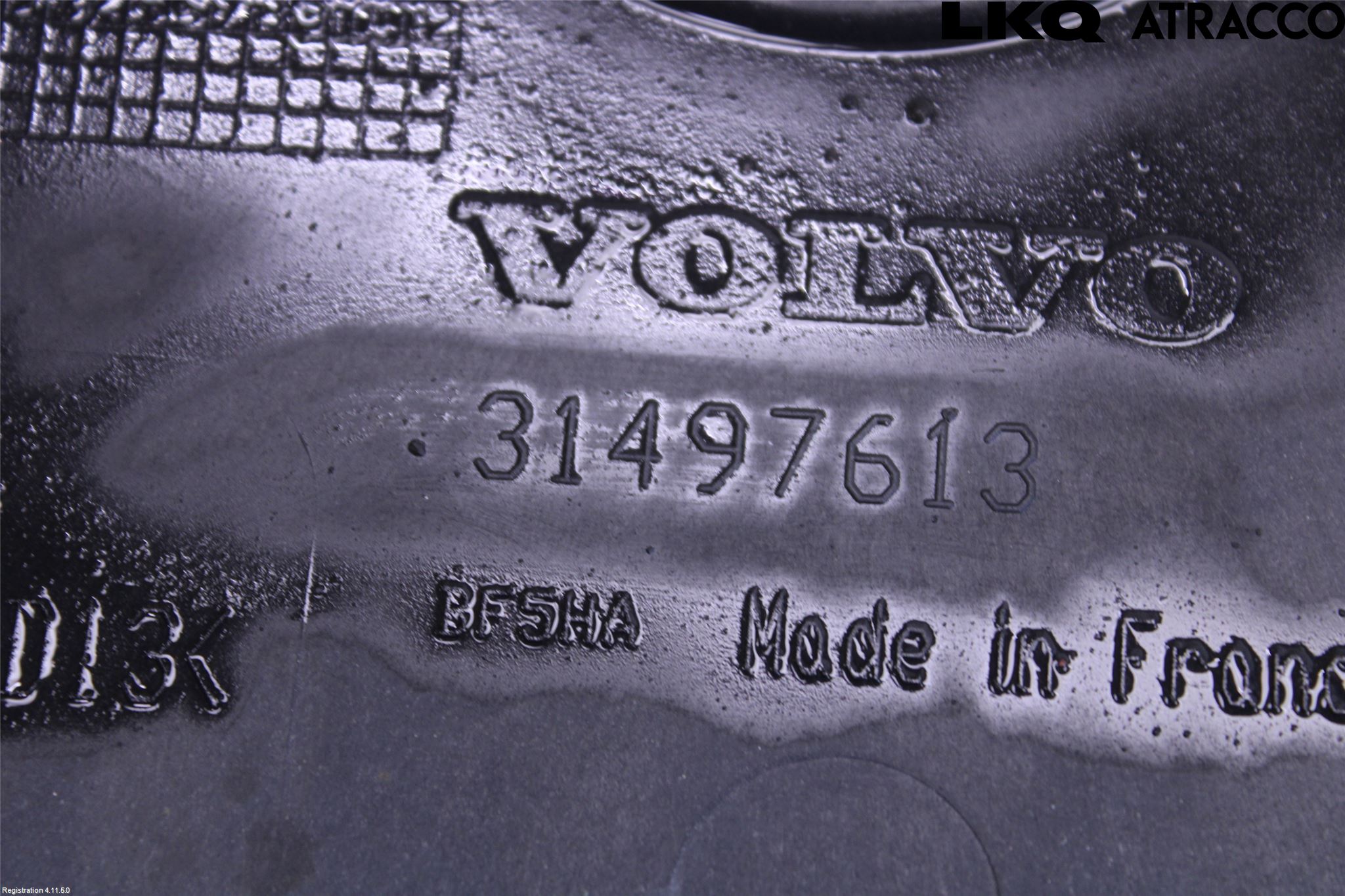 Volvo XC60 18- Hasplåt Plåt-Plast