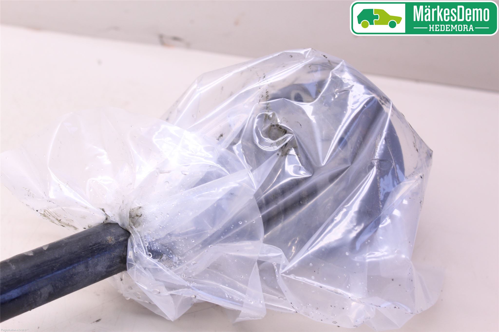 Volkswagen VW PASSAT CC 08-16 Drivaxel Bak Höger