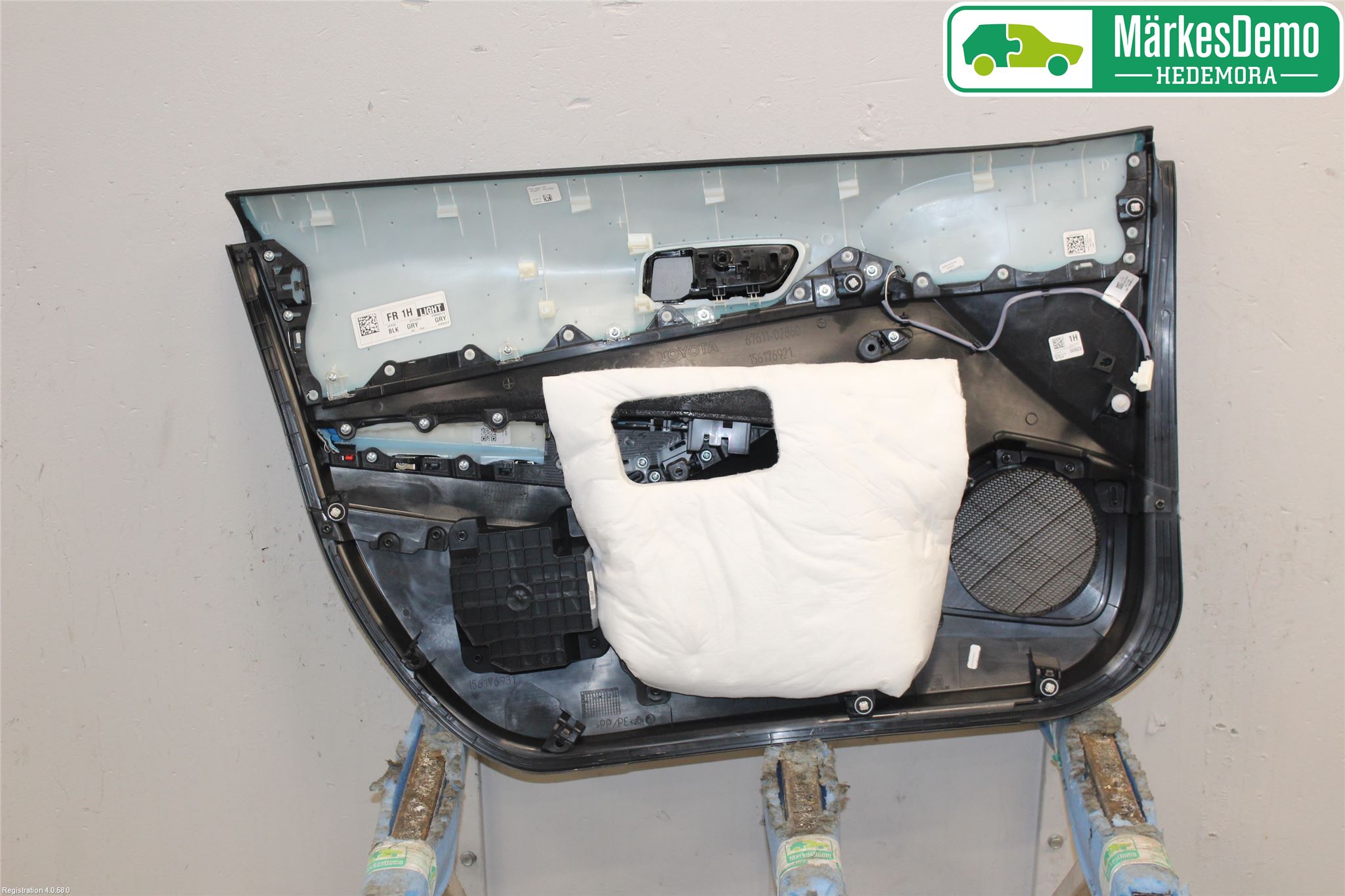 Toyota COROLLA 19- Dörrklädsel Hö