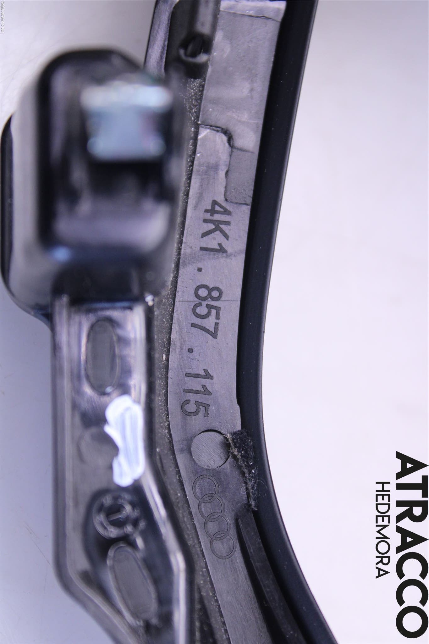 Audi A6 F2/C8 19- Instrumentsarg
