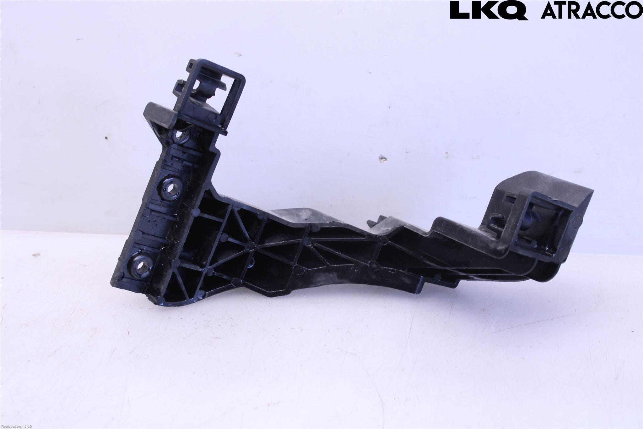 Kia CEED 12-18 Strålkast Fästsarg