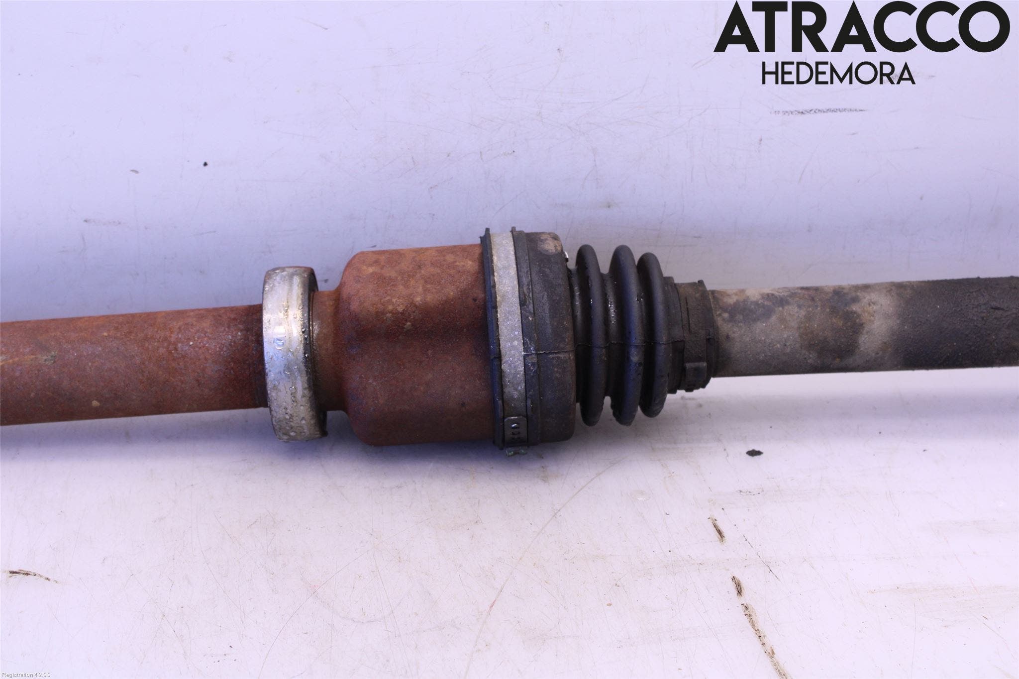 Ford FOCUS 08-11 Drivaxel Fram Höger