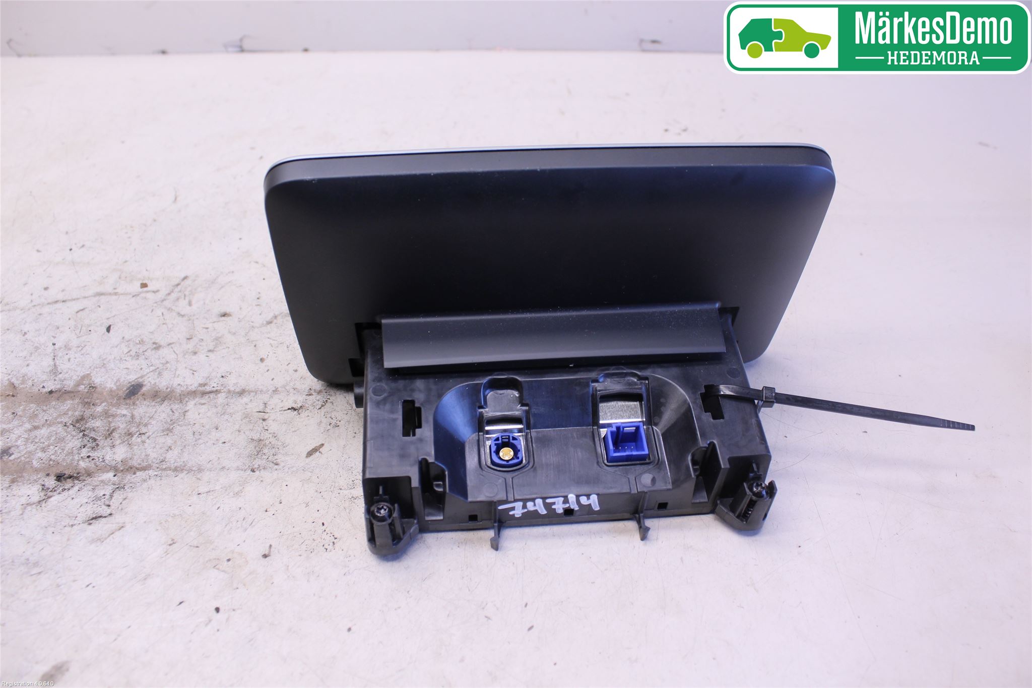 Mercedes-Benz MB C-KLASS (W205) 14-21 Multifunktionsdisplay