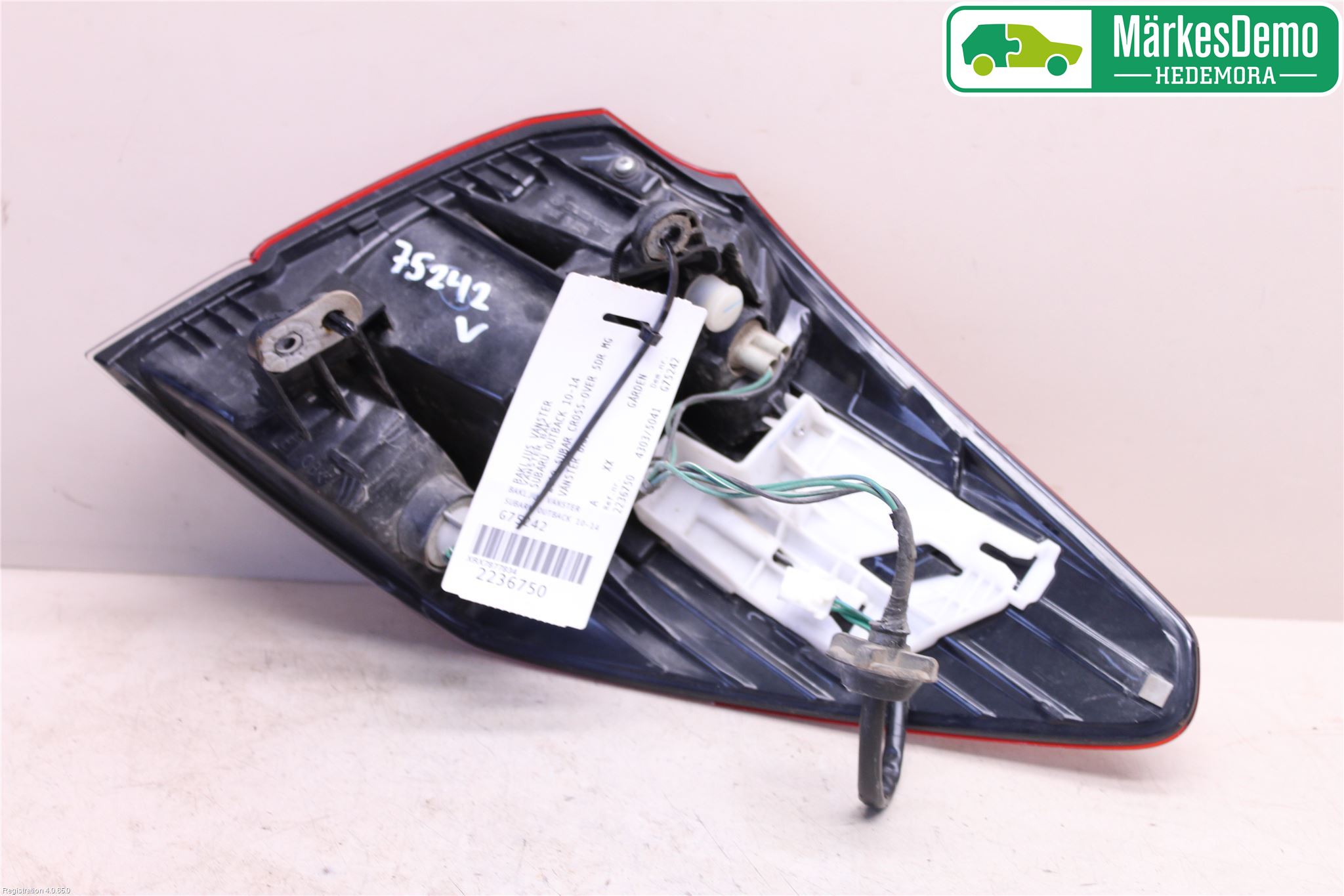 Subaru OUTBACK 10-15 Bakljus Vänster
