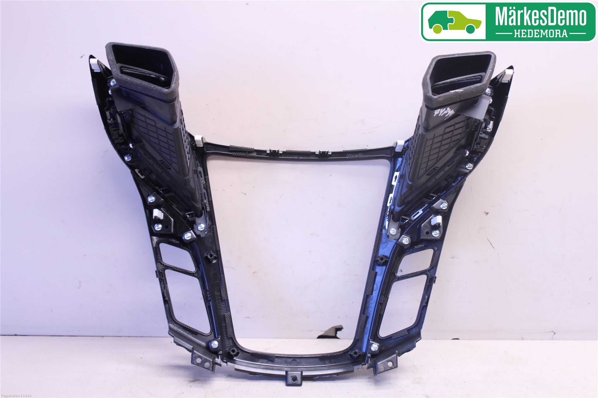 Hyundai i40 08-15 Instrument-Radio Sarg