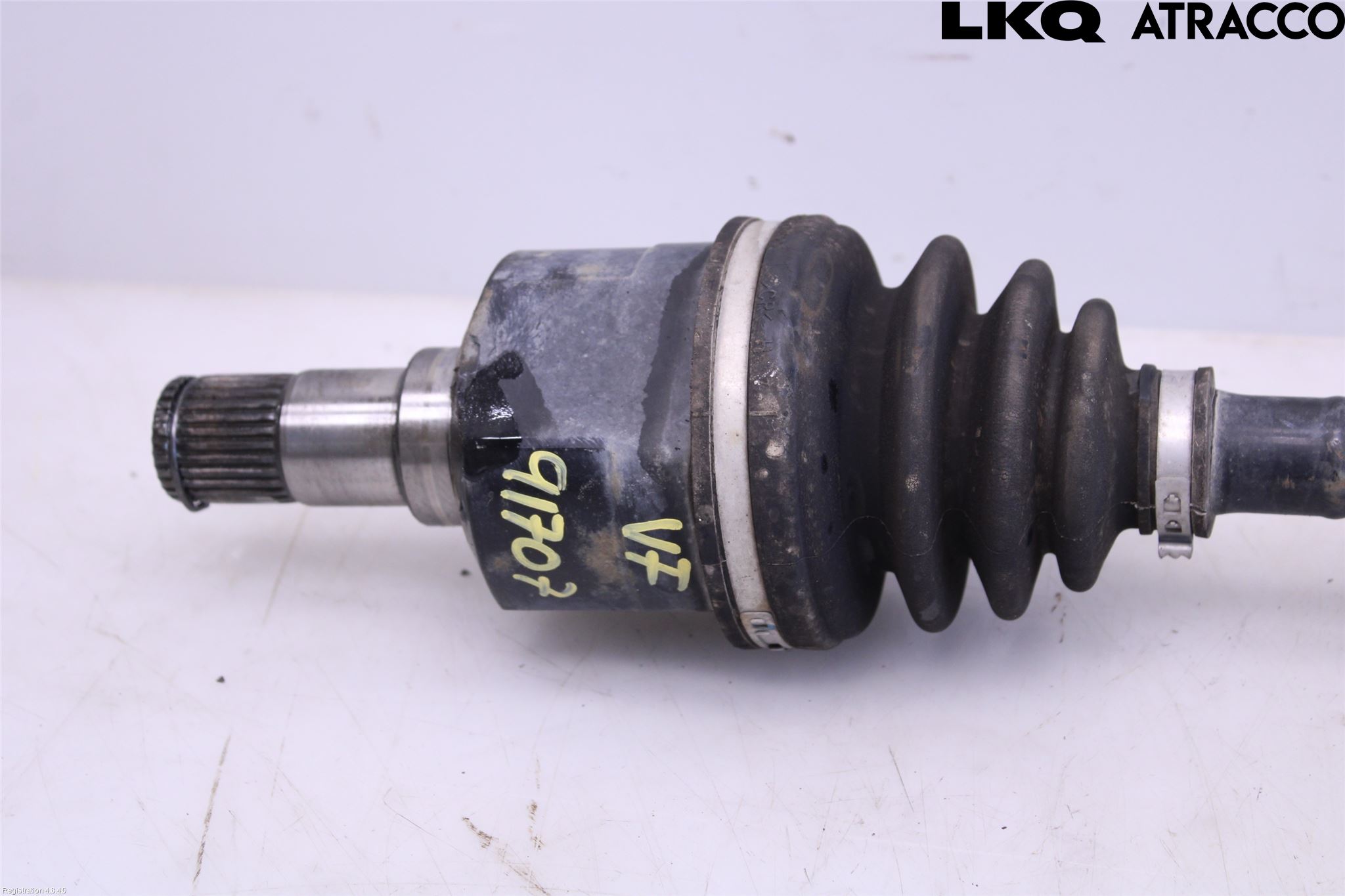 Hyundai i40 08-15 Drivaxel Fram Vänster
