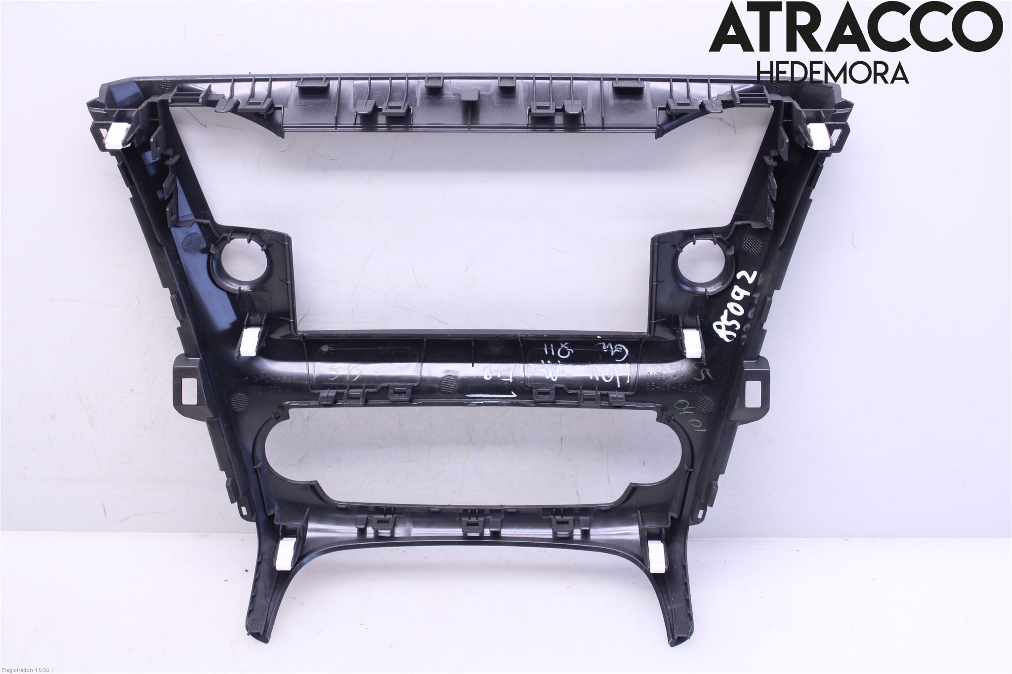 Toyota AVENSIS 16-18 Instrument-Radio Sarg
