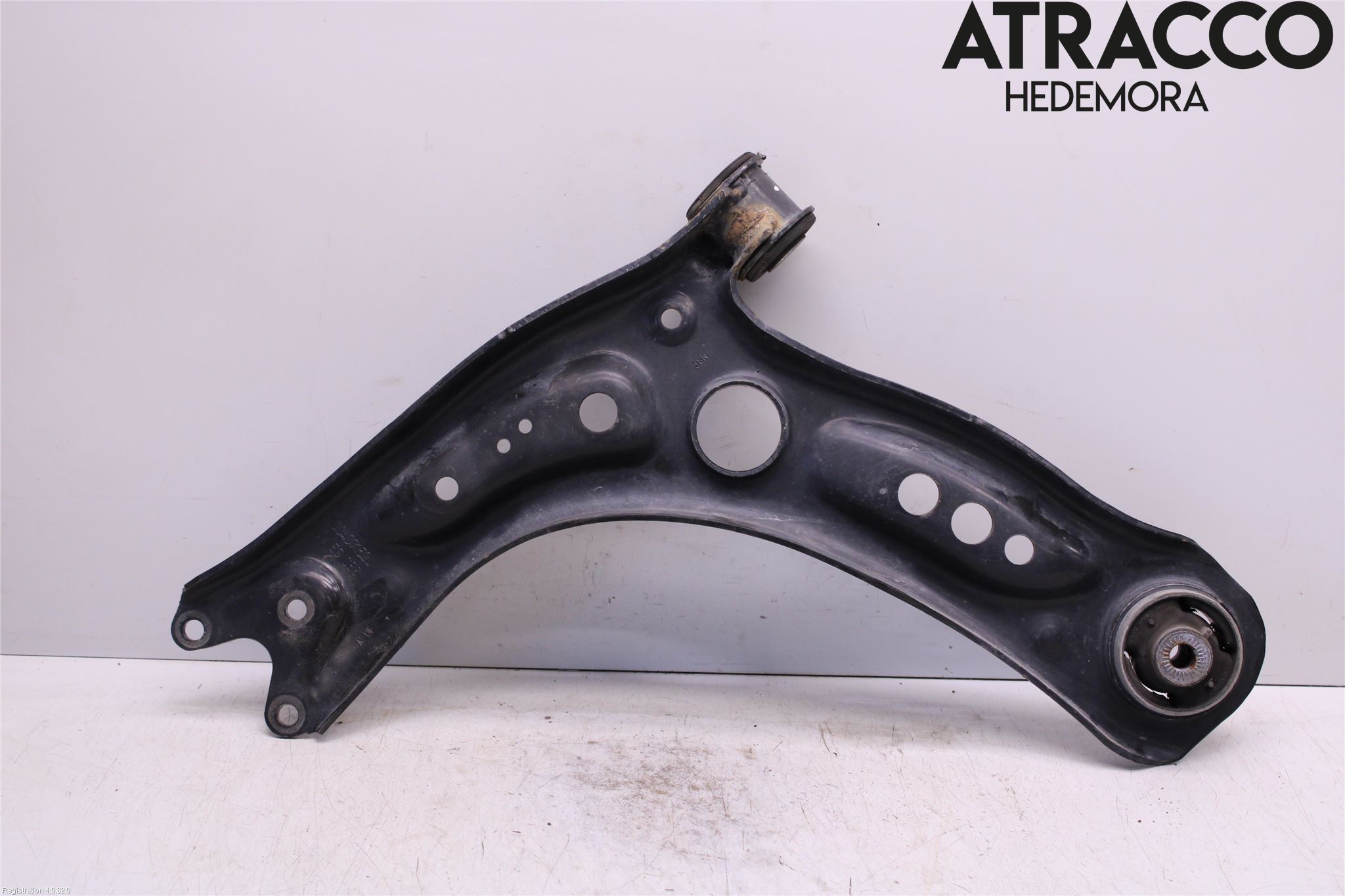 Skoda OCTAVIA (5E) 13-20 Bärarm Fram Undre Hö