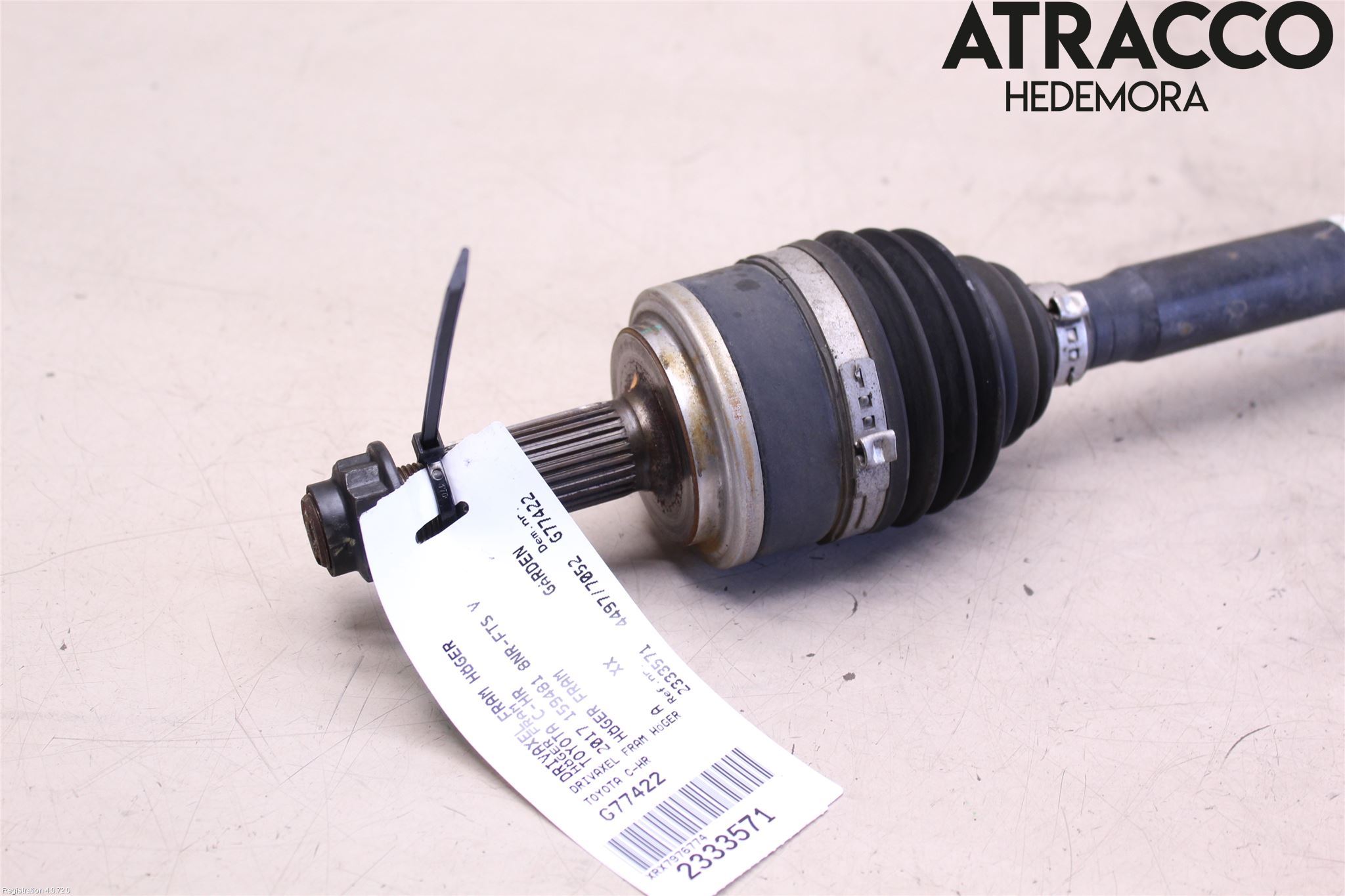 Toyota C-HR 16-23 Drivaxel Fram Höger