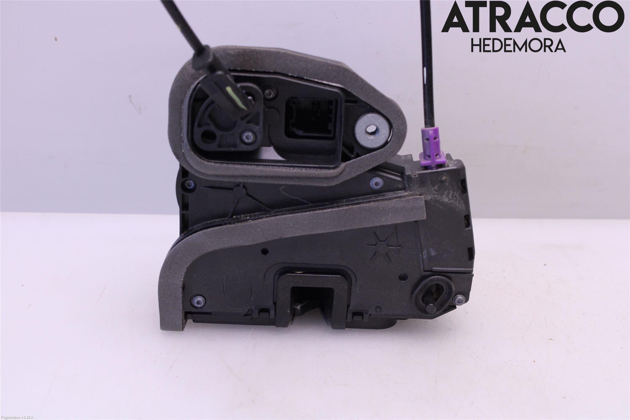 Opel INSIGNIA 17- Låskista-Dörrlås