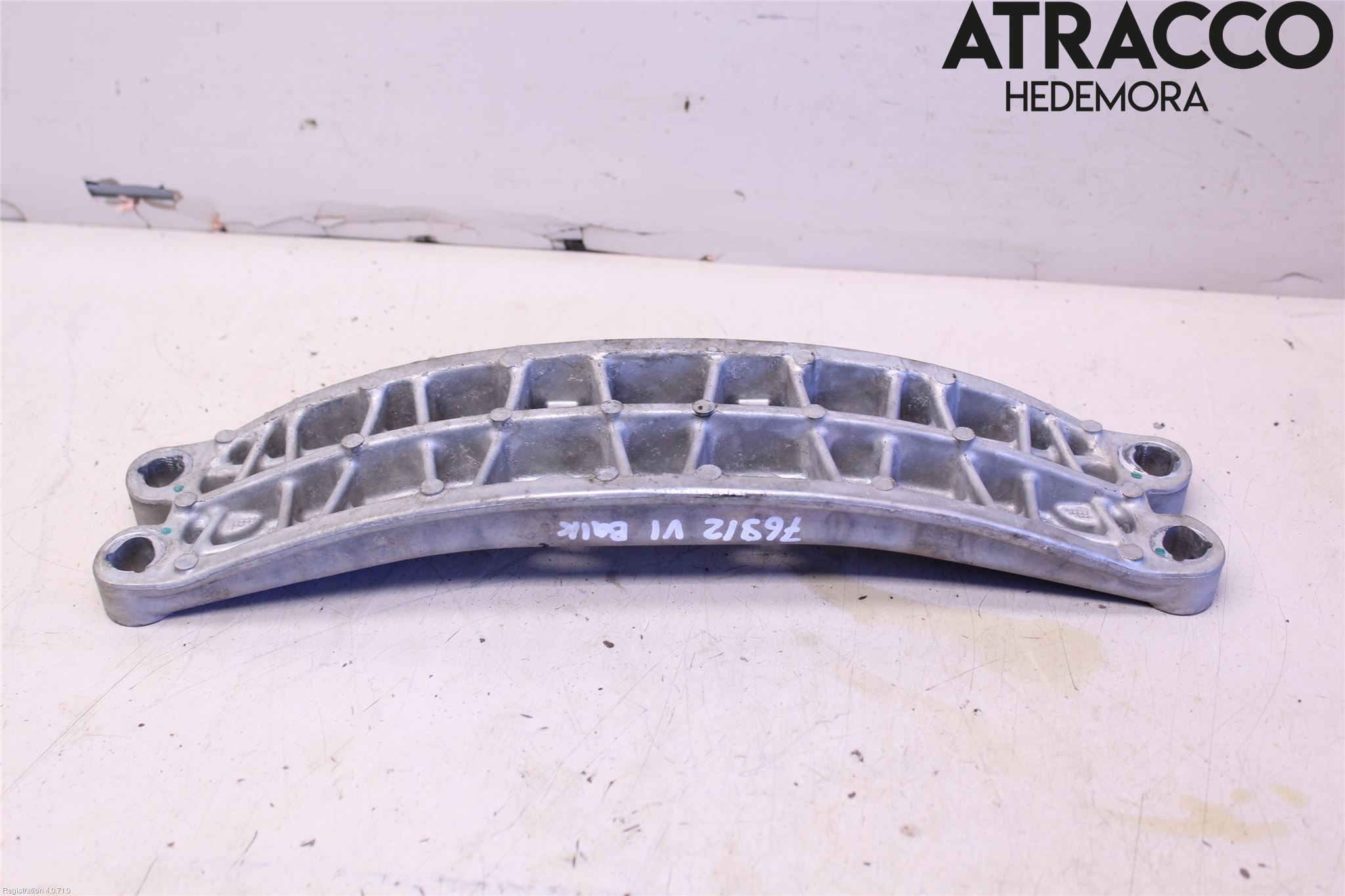 Lexus IS 250/350 14-20 Växellådsbalk