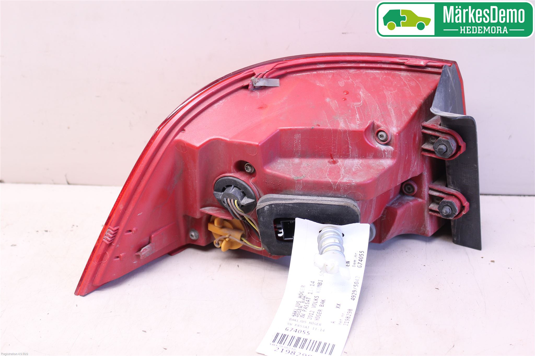 Volkswagen VW PASSAT 11-14 Bakljus Höger