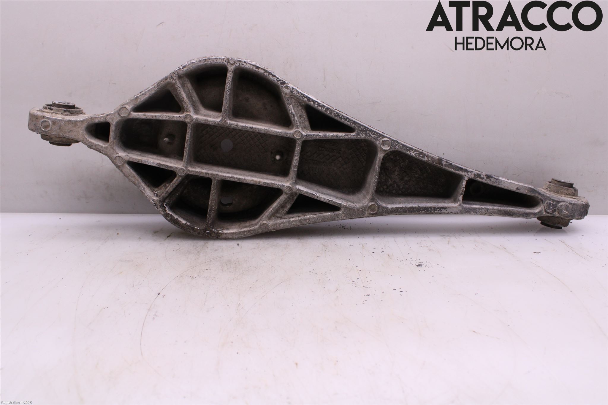 Volvo XC60 14-17 Bärarm Bak Vänster