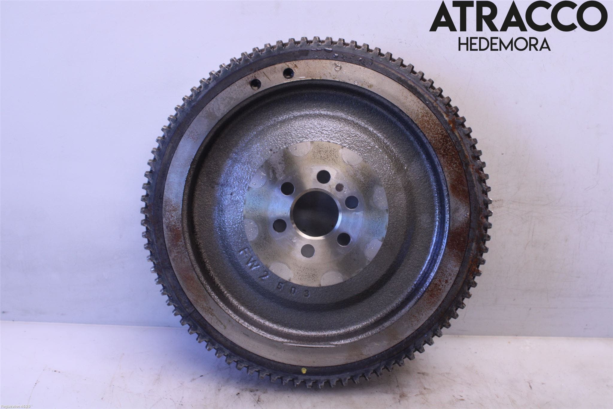 Toyota YARIS XP130 12-14 Svänghjul Man