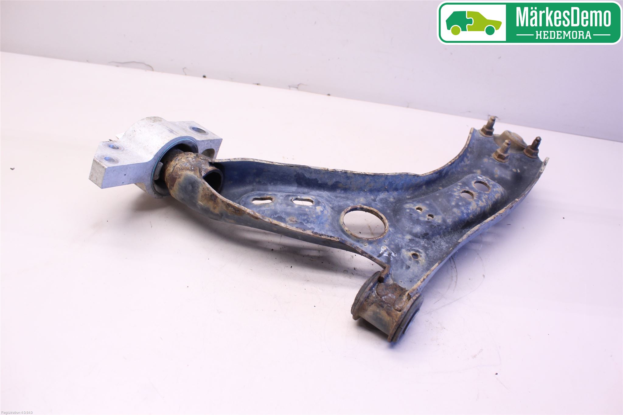 Volkswagen VW TIGUAN 07-16 Bärarm Fram Undre Hö