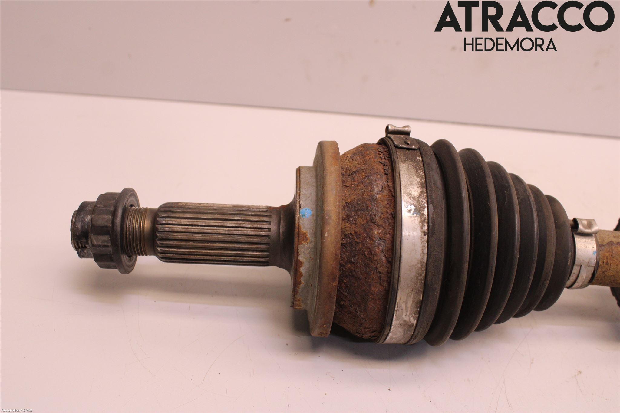 Toyota AVENSIS 09-15 Drivaxel Fram Vänster