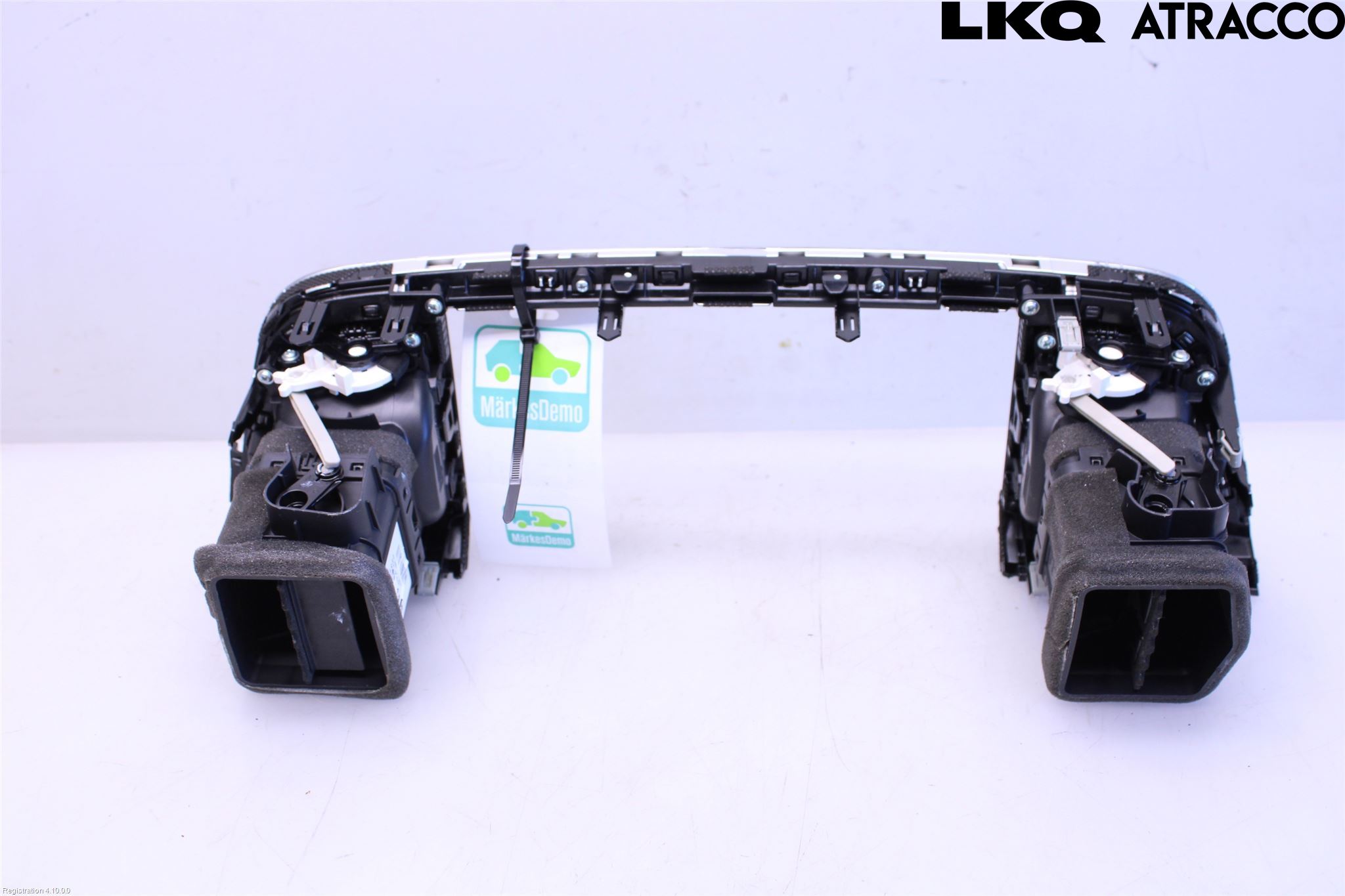 Kia STONIC 18->> Defrosterkanal-Munstycke