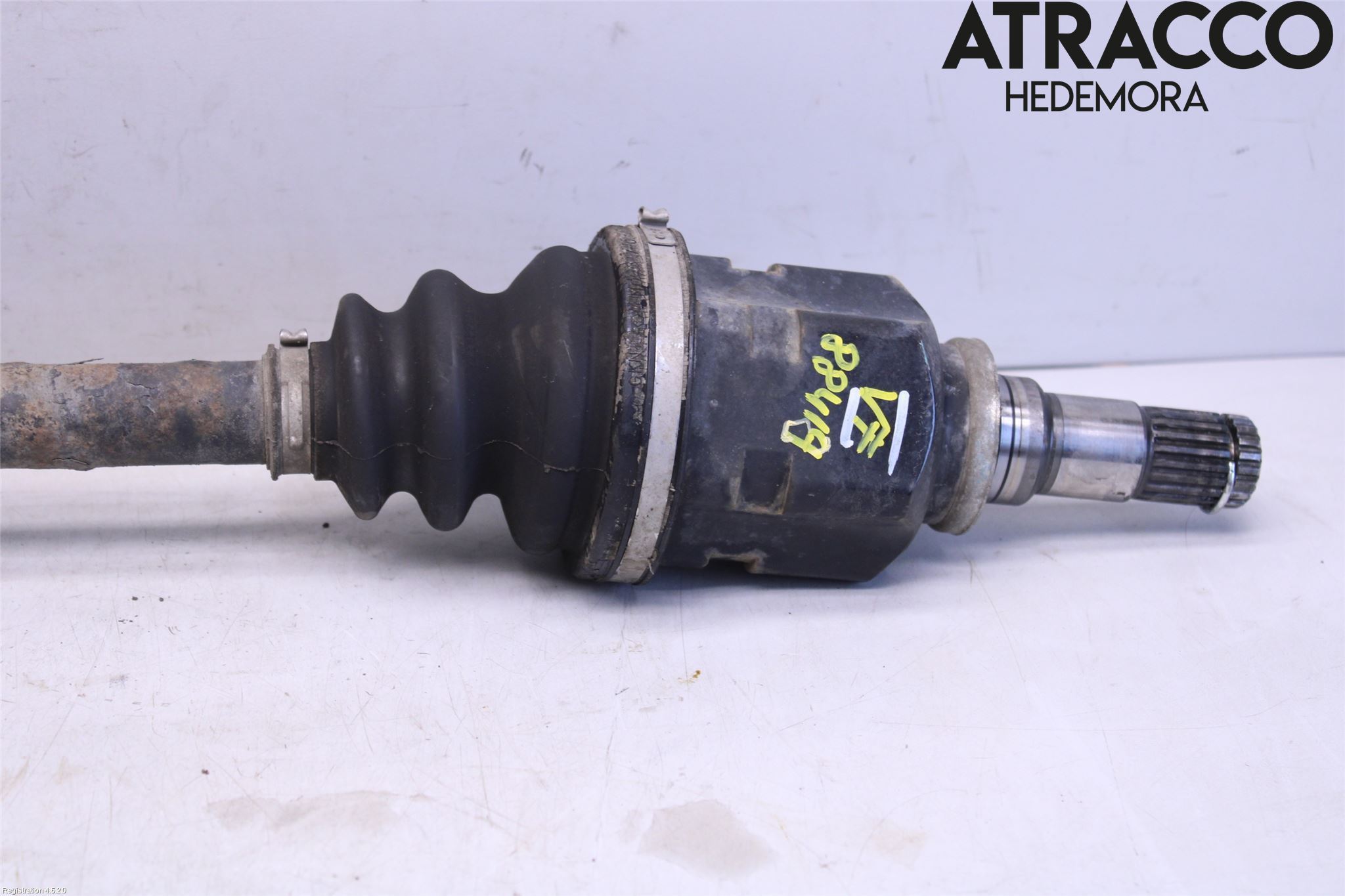 Toyota AURIS 13-19 Drivaxel Fram Vänster