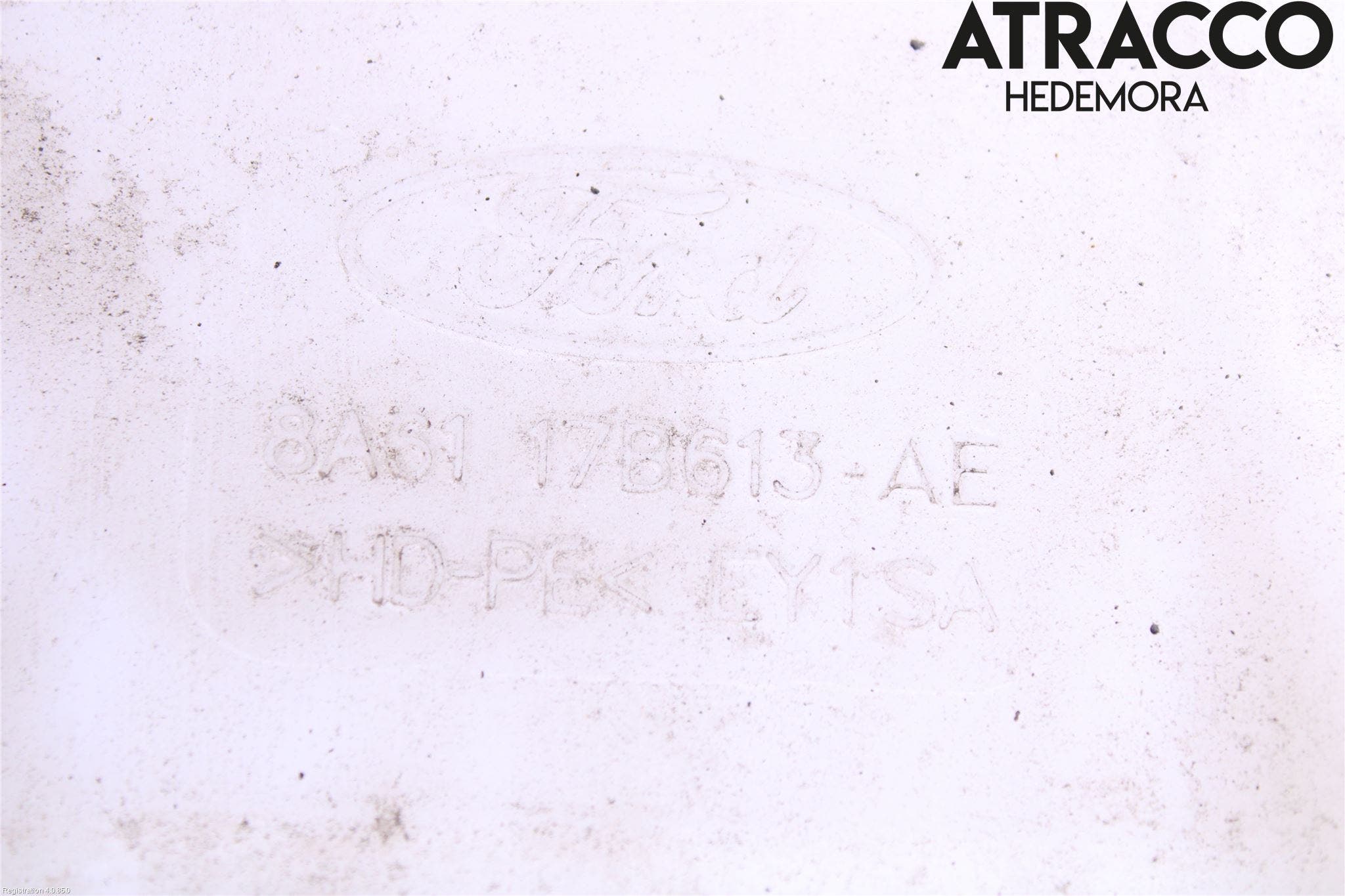 Ford FIESTA 09-12 Spolartank Vindruta