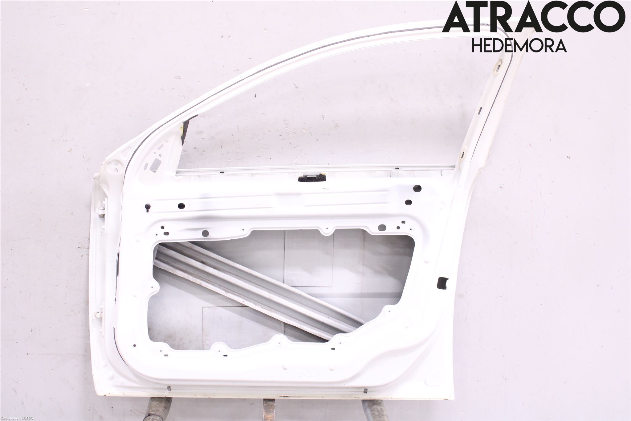 Volvo V70 08-13 Dörr Fram Höger