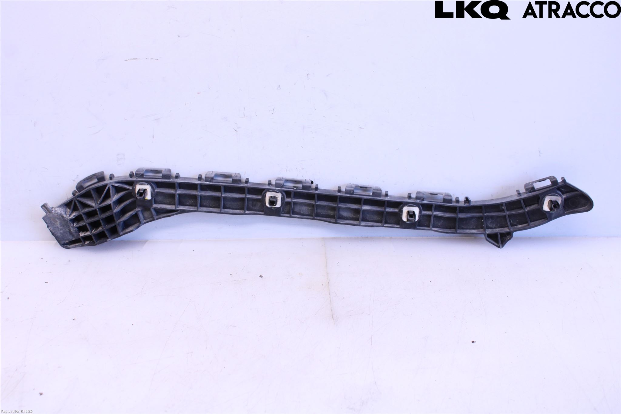 Toyota AURIS 13-19 Stötfångarfäste Bak Hö