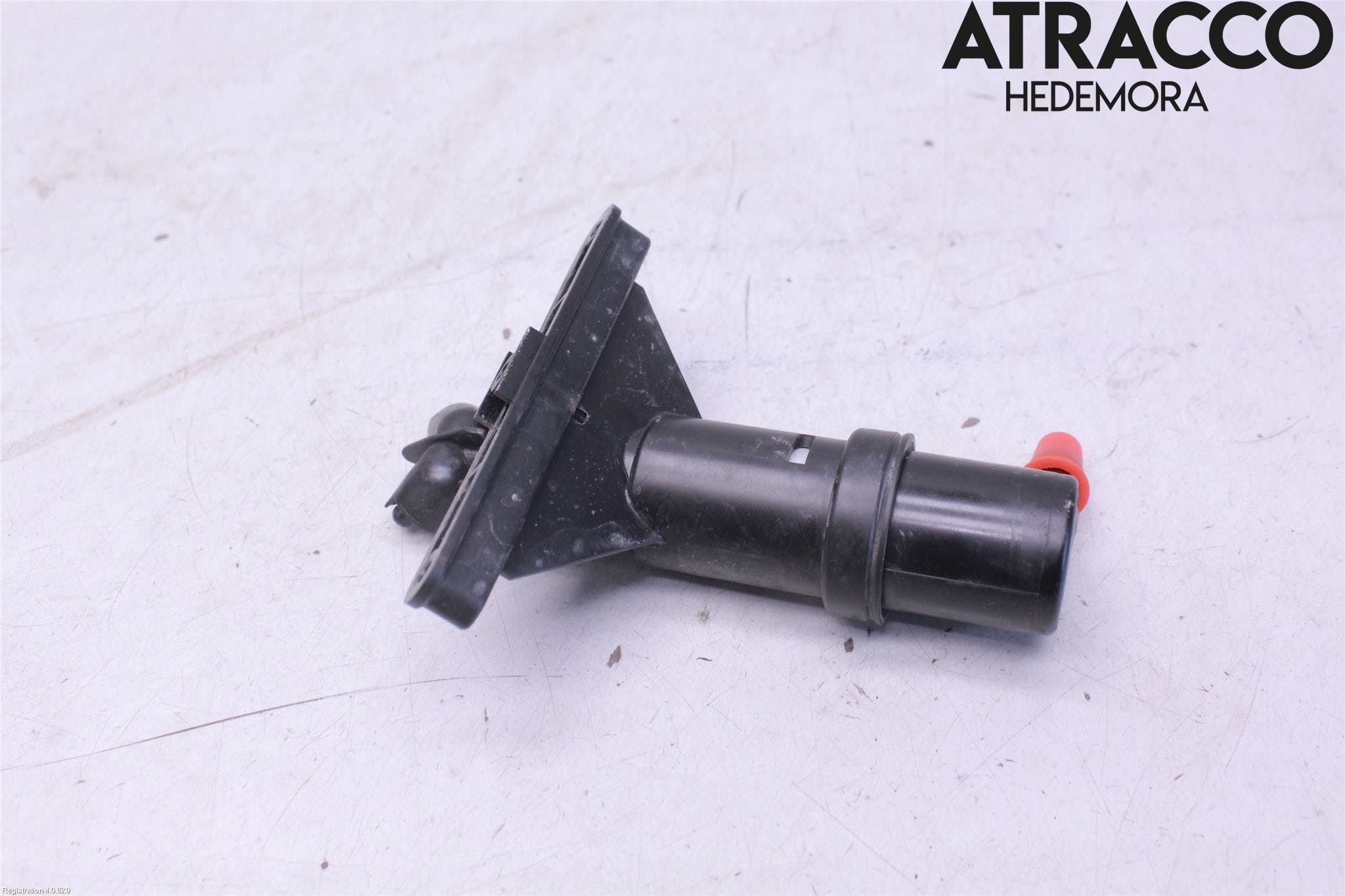 BMW 5 E60/61 Sed/Tou 02-10 Spolarmunstycke Strålkastare