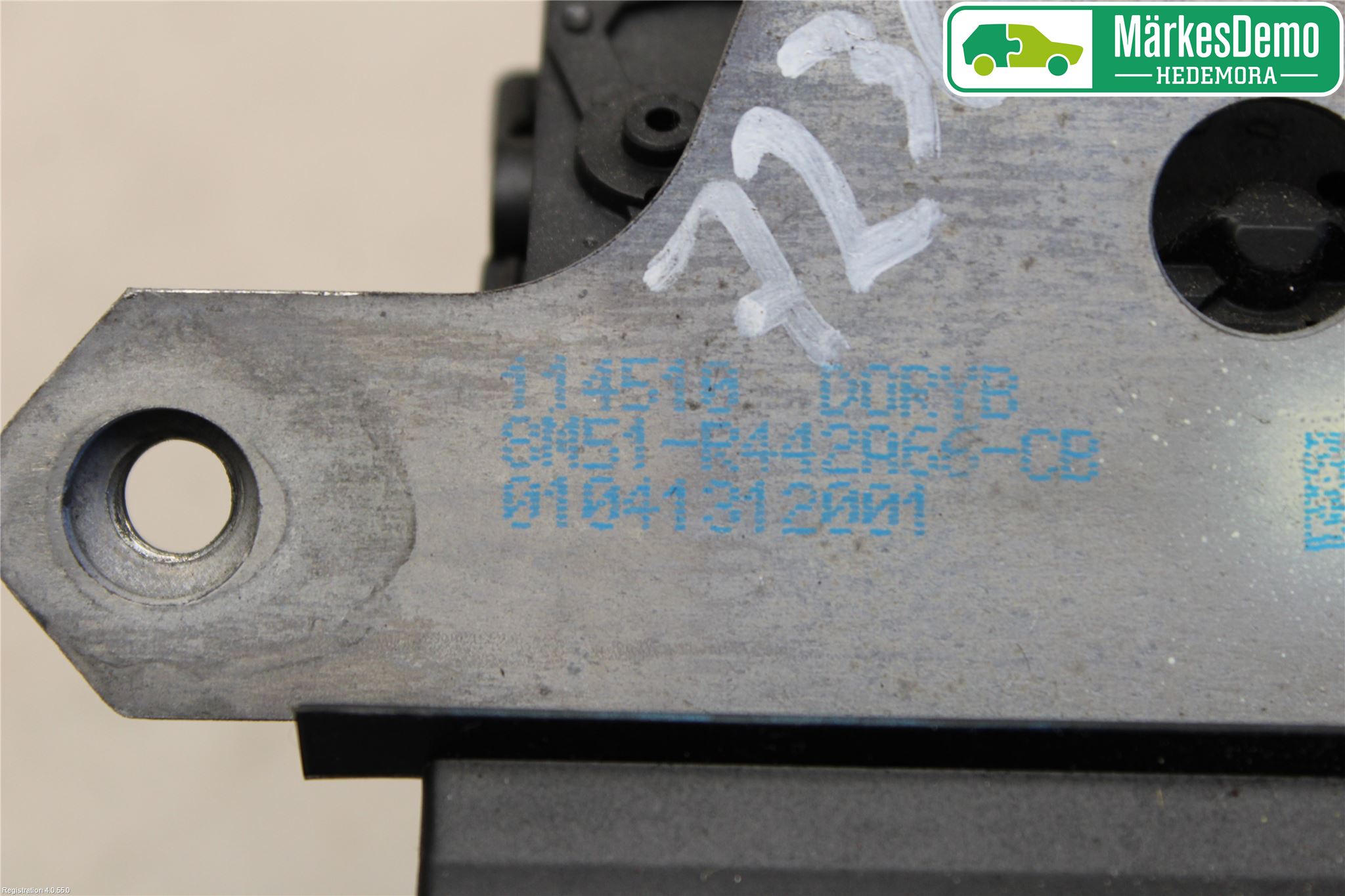 Ford FOCUS 08-11 Låskista Baklucka