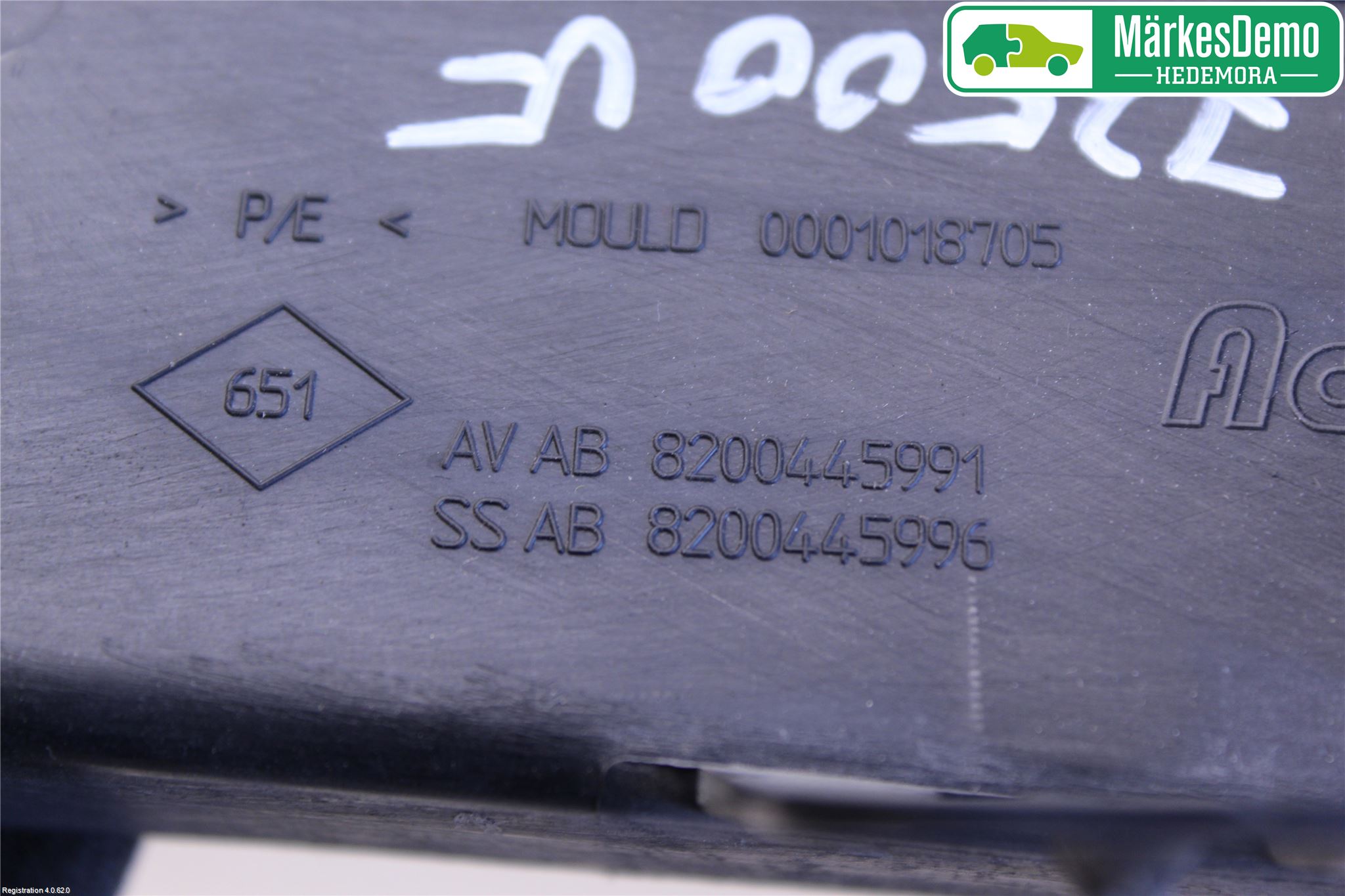 Renault CLIO II 01-08 Dimljussarg Fram