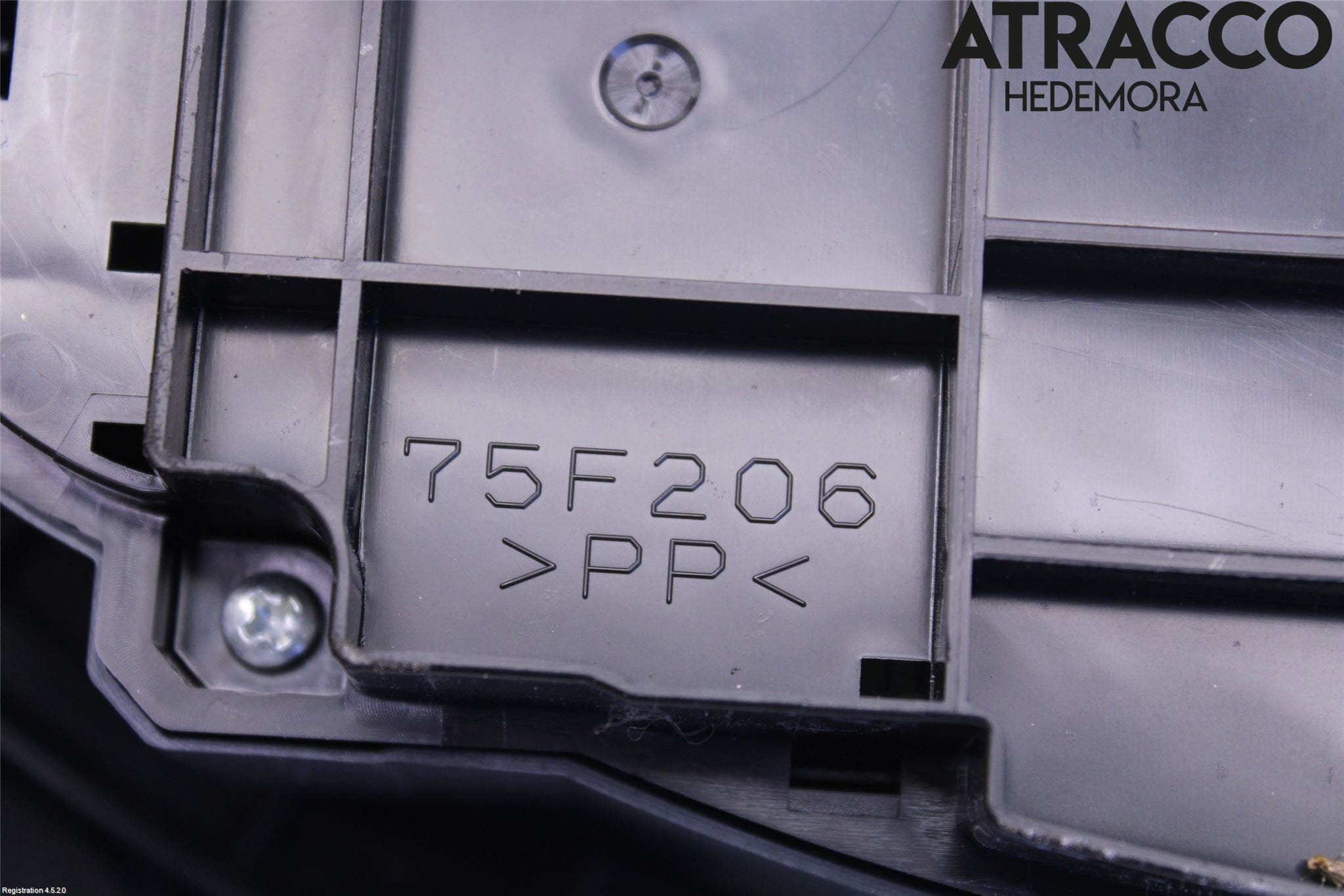 Toyota YARIS XP130 15-20 Ac Styrenhet Ac Manöveren