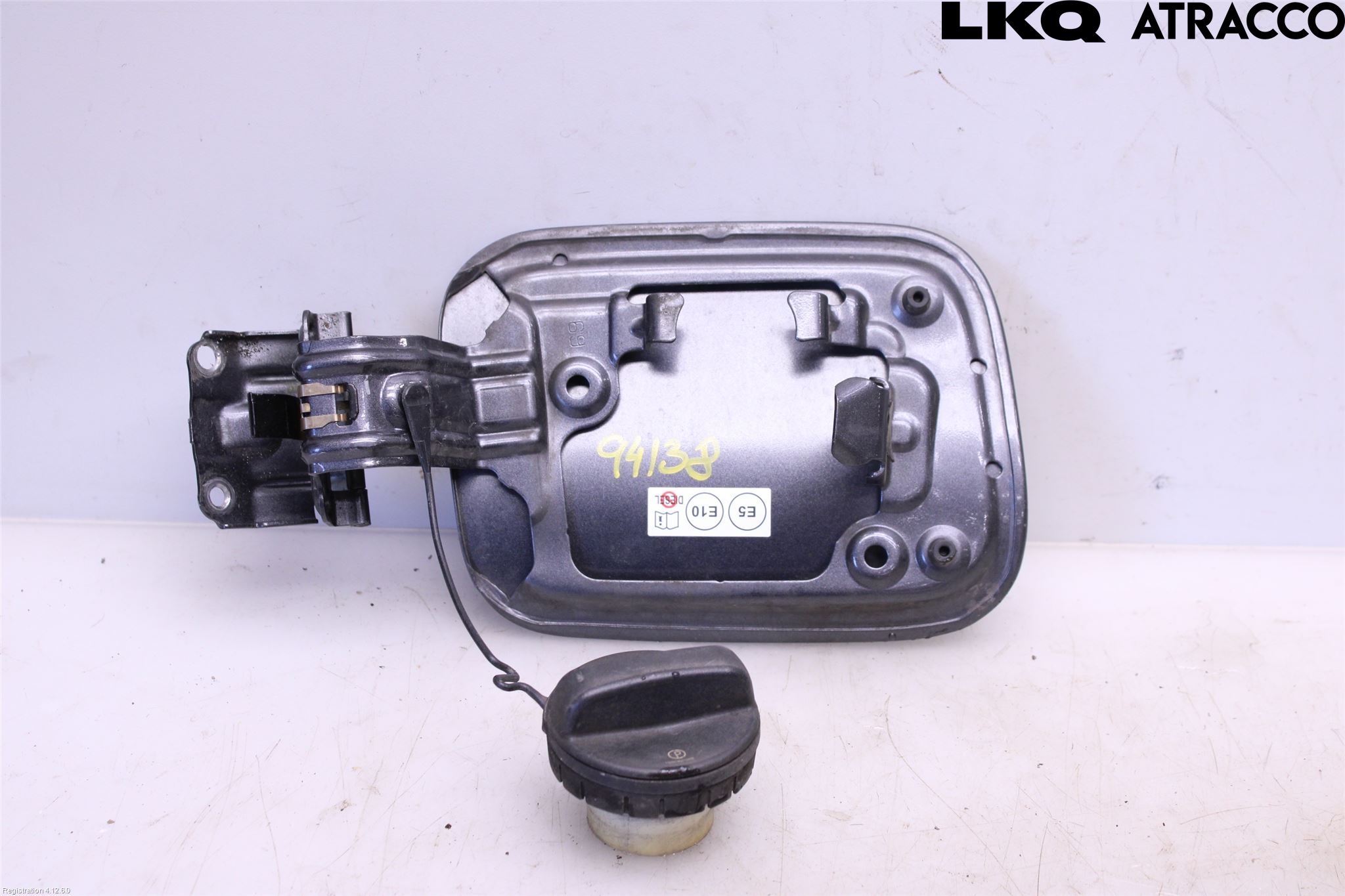 Toyota PRIUS (ZVW50) 16-21 Tanklucka